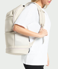 Sleek Backpack Pebble Grey