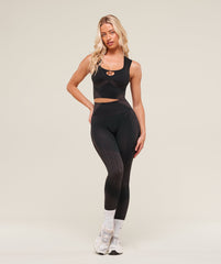 Diffuse Seamless Cropped Tank Black/Calm Pink