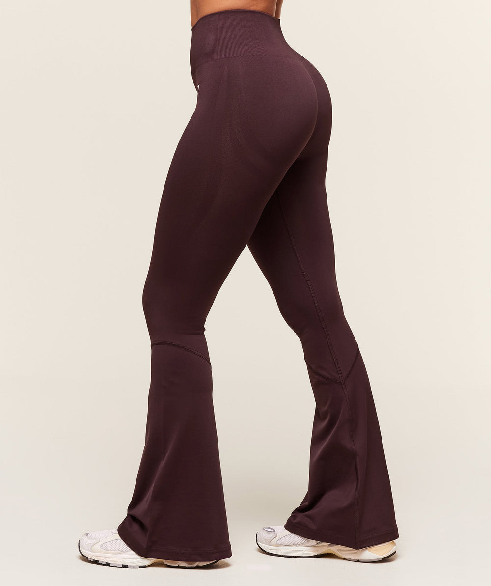 Everyday Seamless Flared Legging Cherry Purple