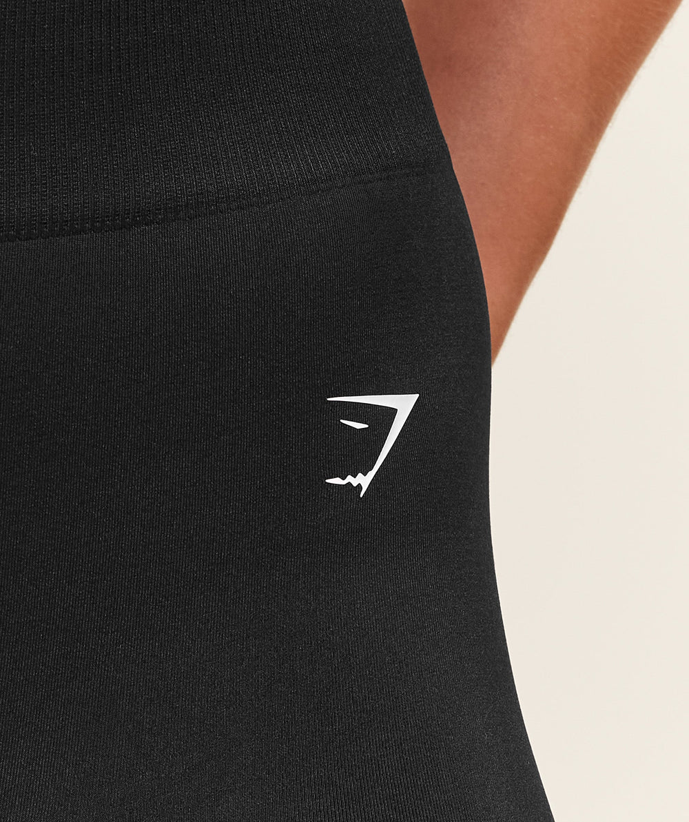 Everyday Seamless Flared Legging Black