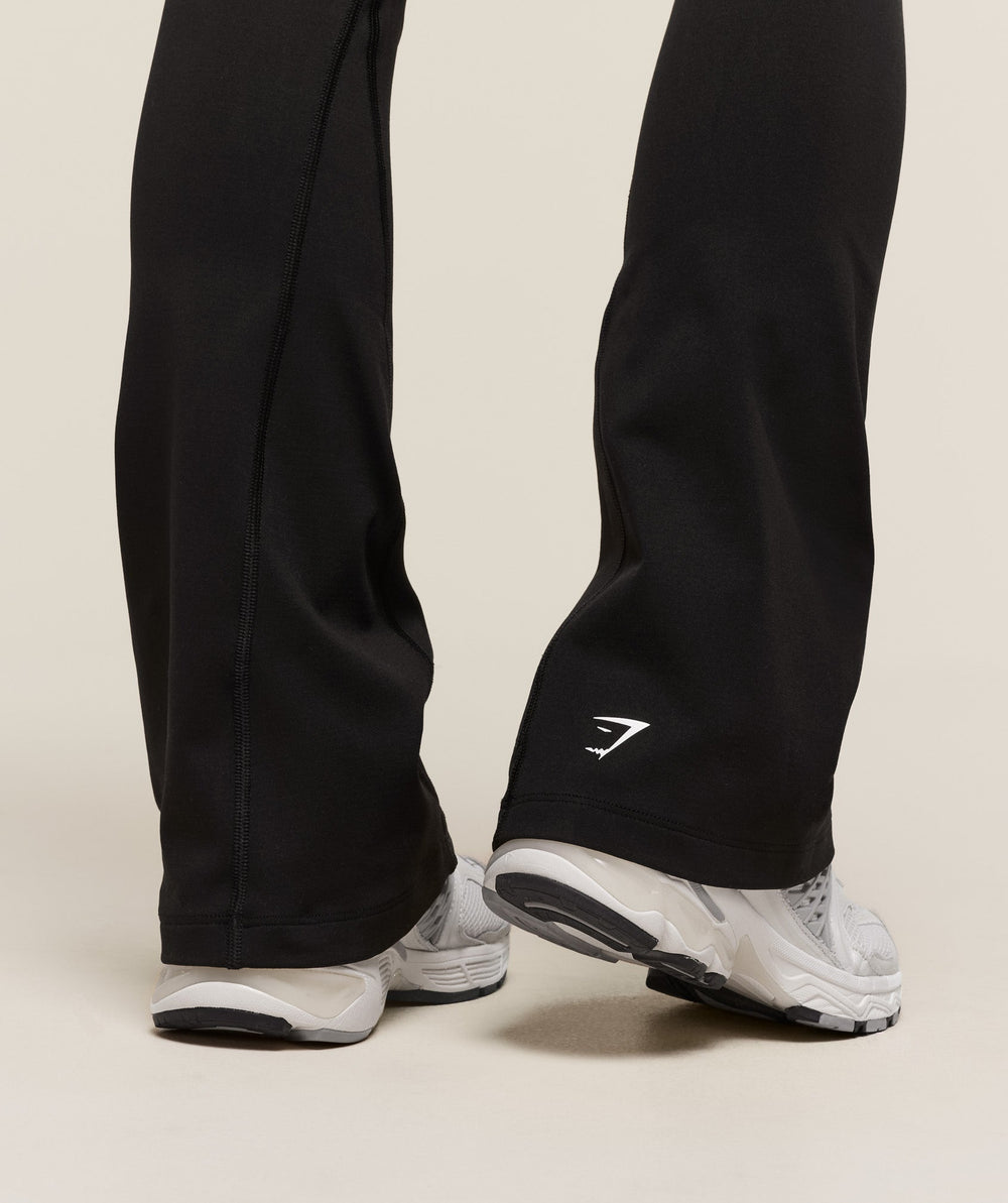 Vital Soft Flared Legging Black