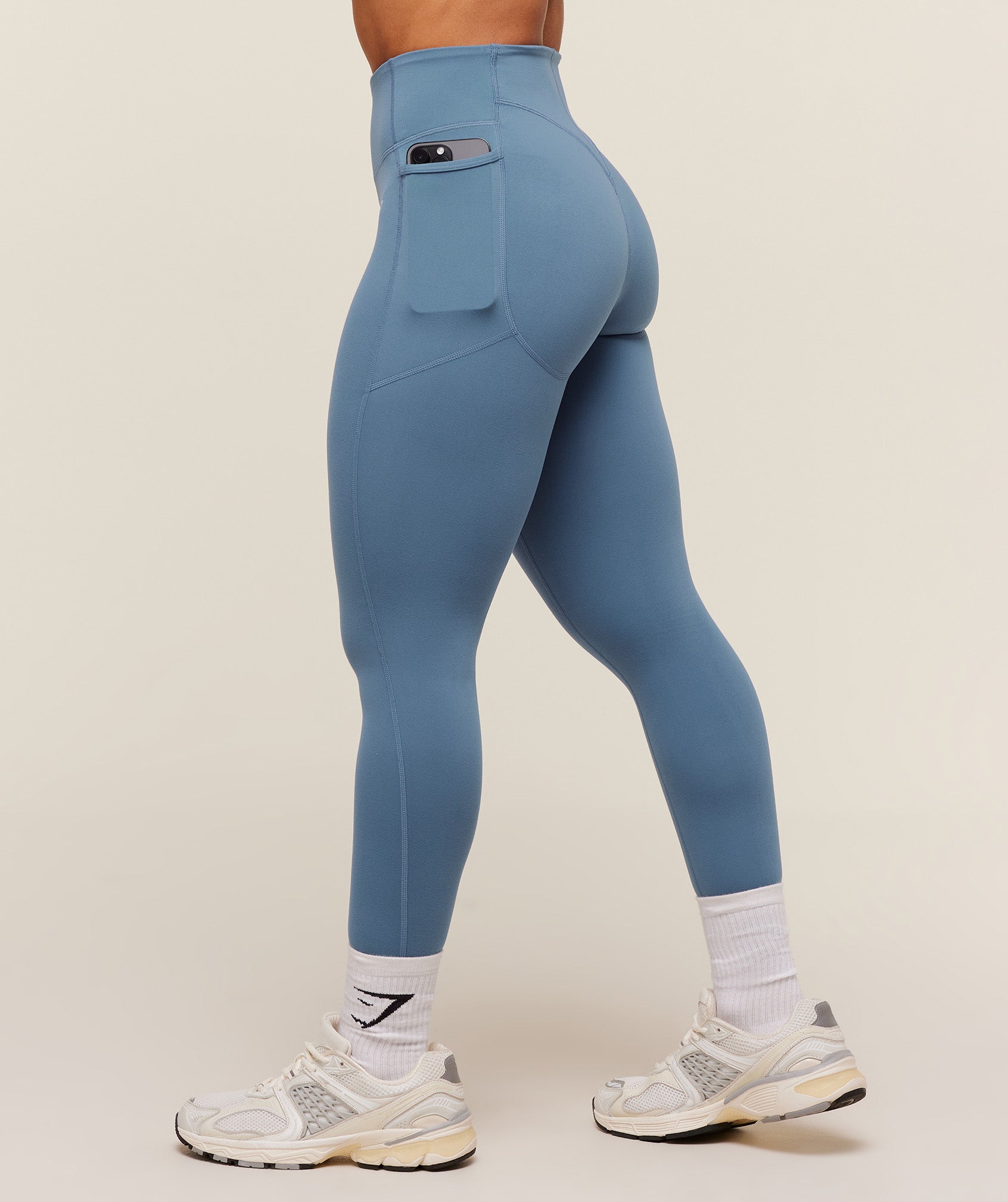 Lifting Pocket Leggings Worn Blue
