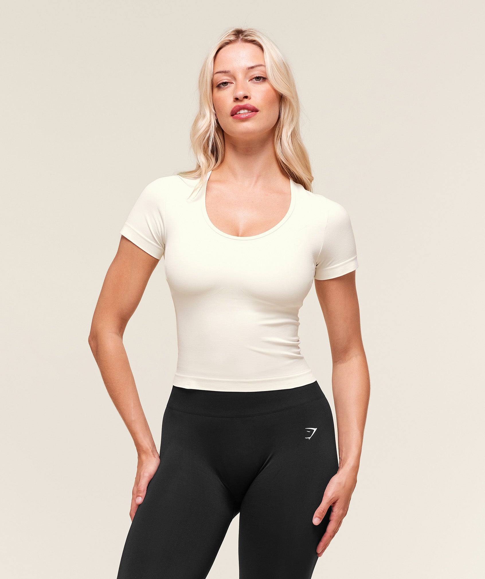 Everyday Seamless Tight Fit Crew Neck Tee Soft White