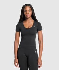 Everyday Seamless Tight Fit Crew Neck Tee Black