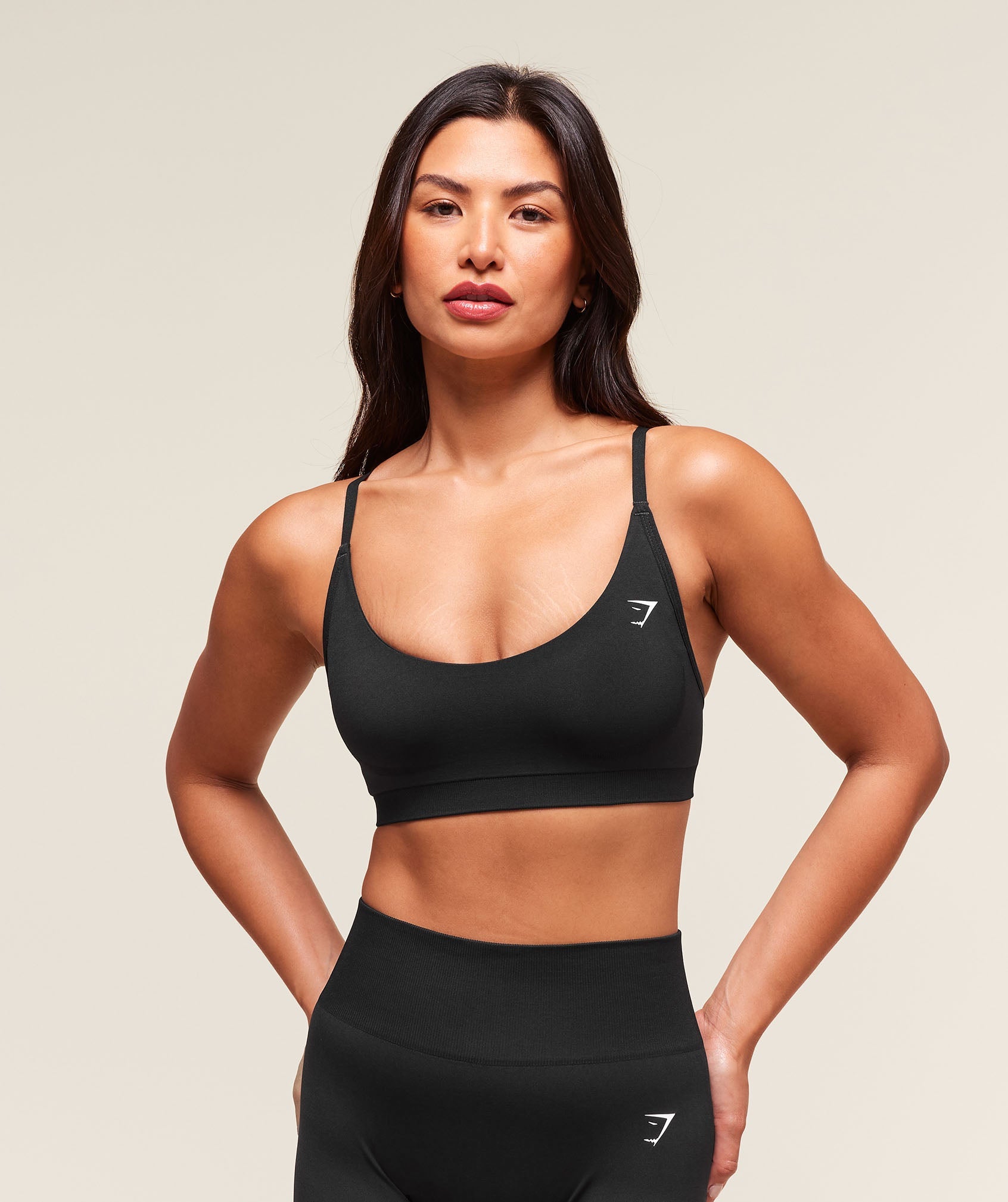 Everyday Seamless Racerback Sports Bra Black