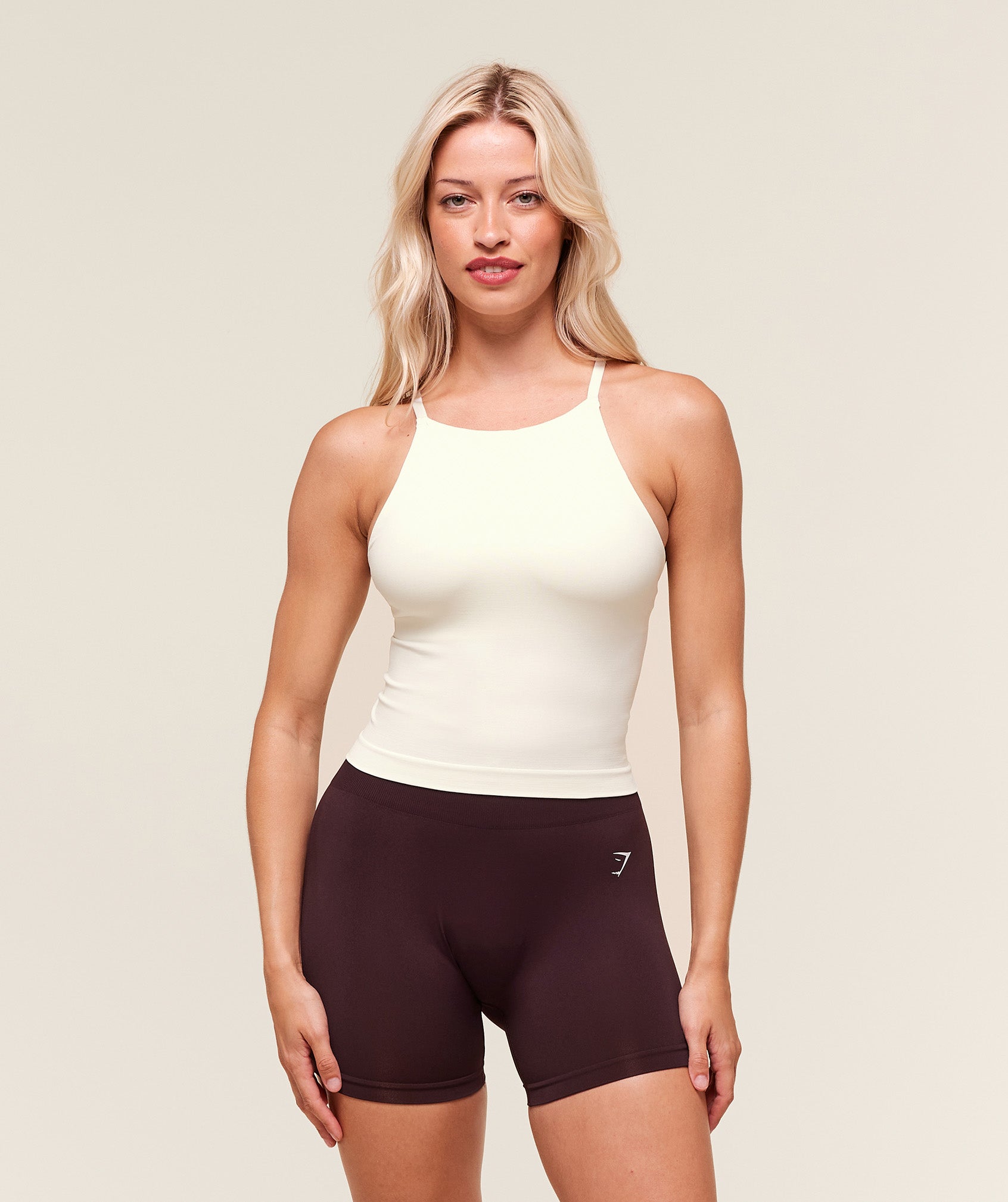 Everyday Seamless Tank With Shelf Soft White