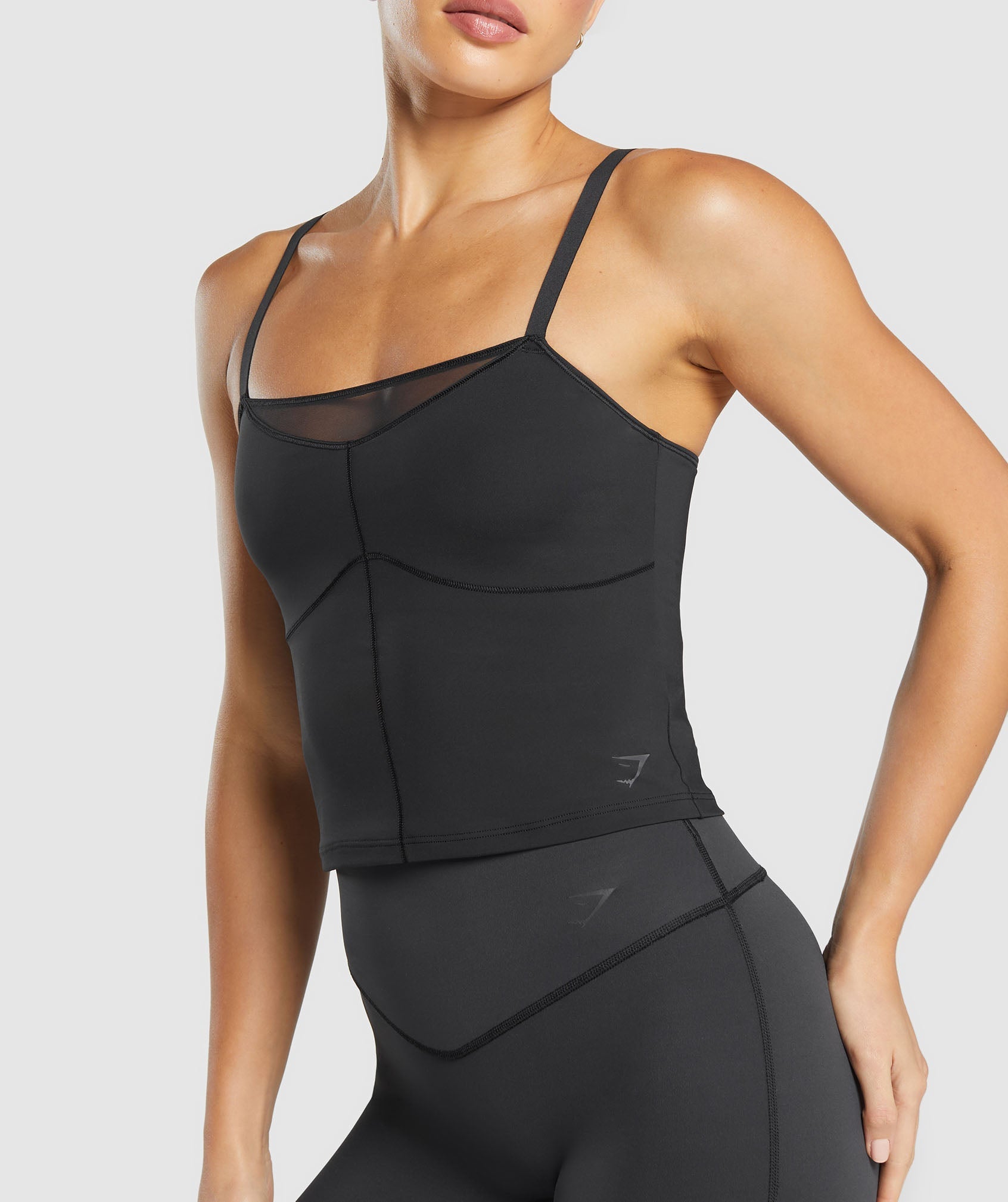 Elevate Mesh Tank With Shelf Black