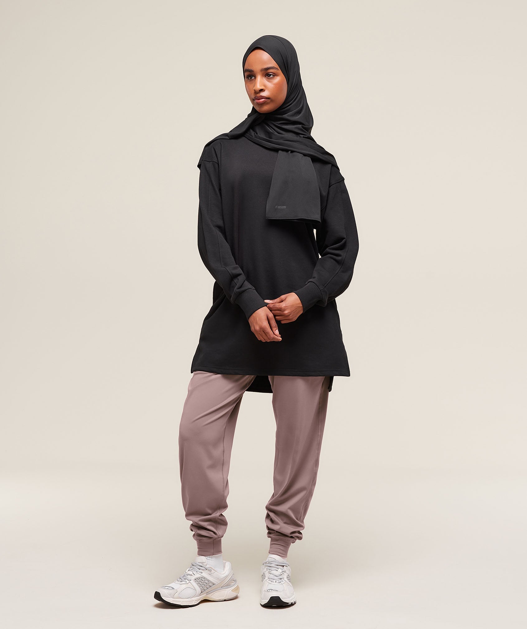 Covered Pullover Black