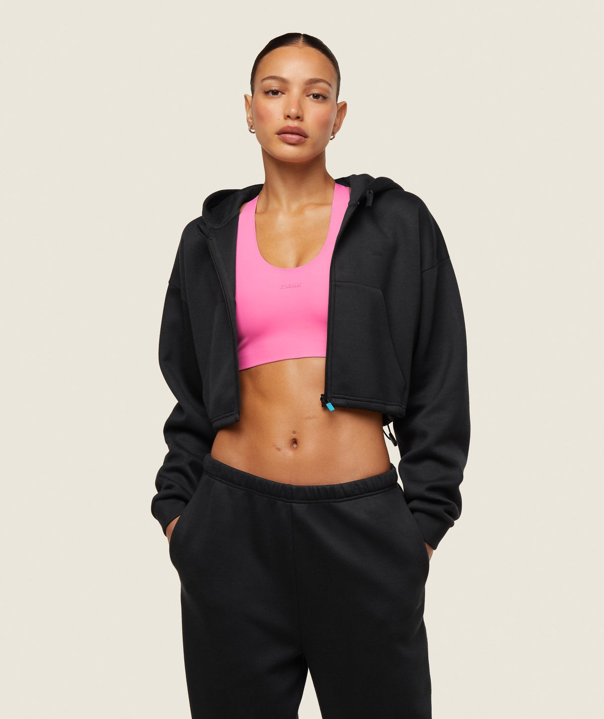everywear Tech Cropped Hoodie Black