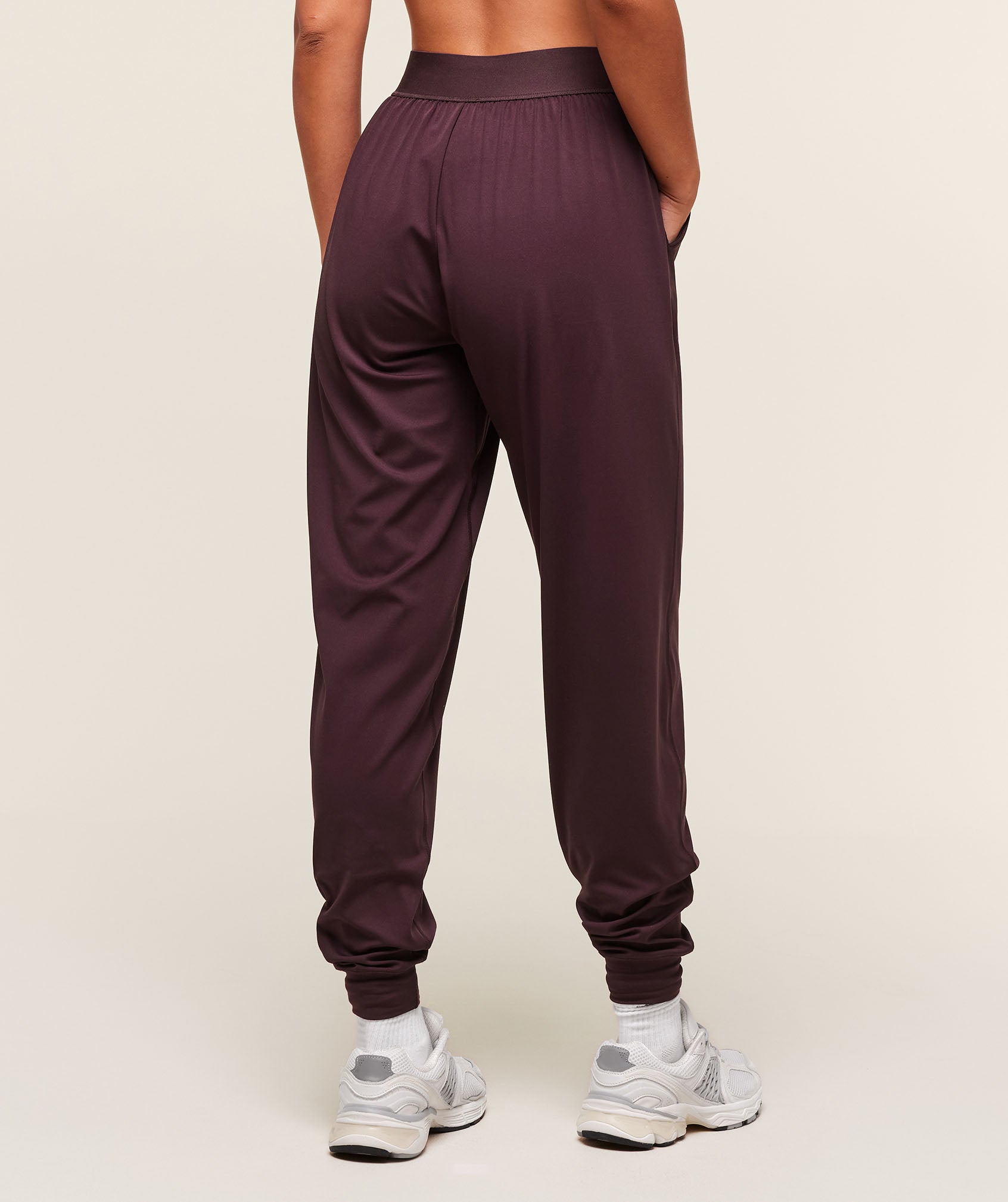 Covered Jogger Cherry Purple