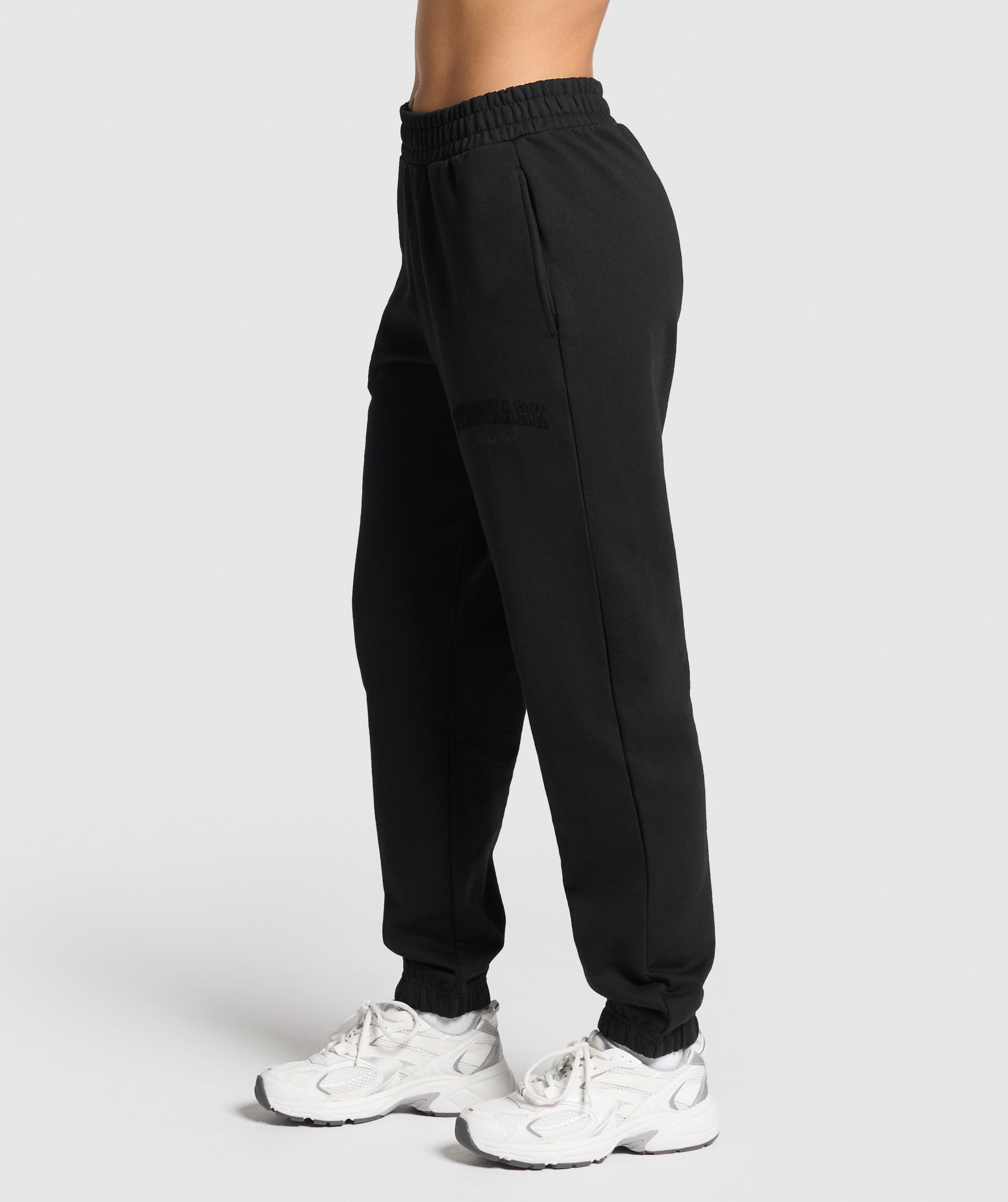 Campus Classics Graphic Joggers Black