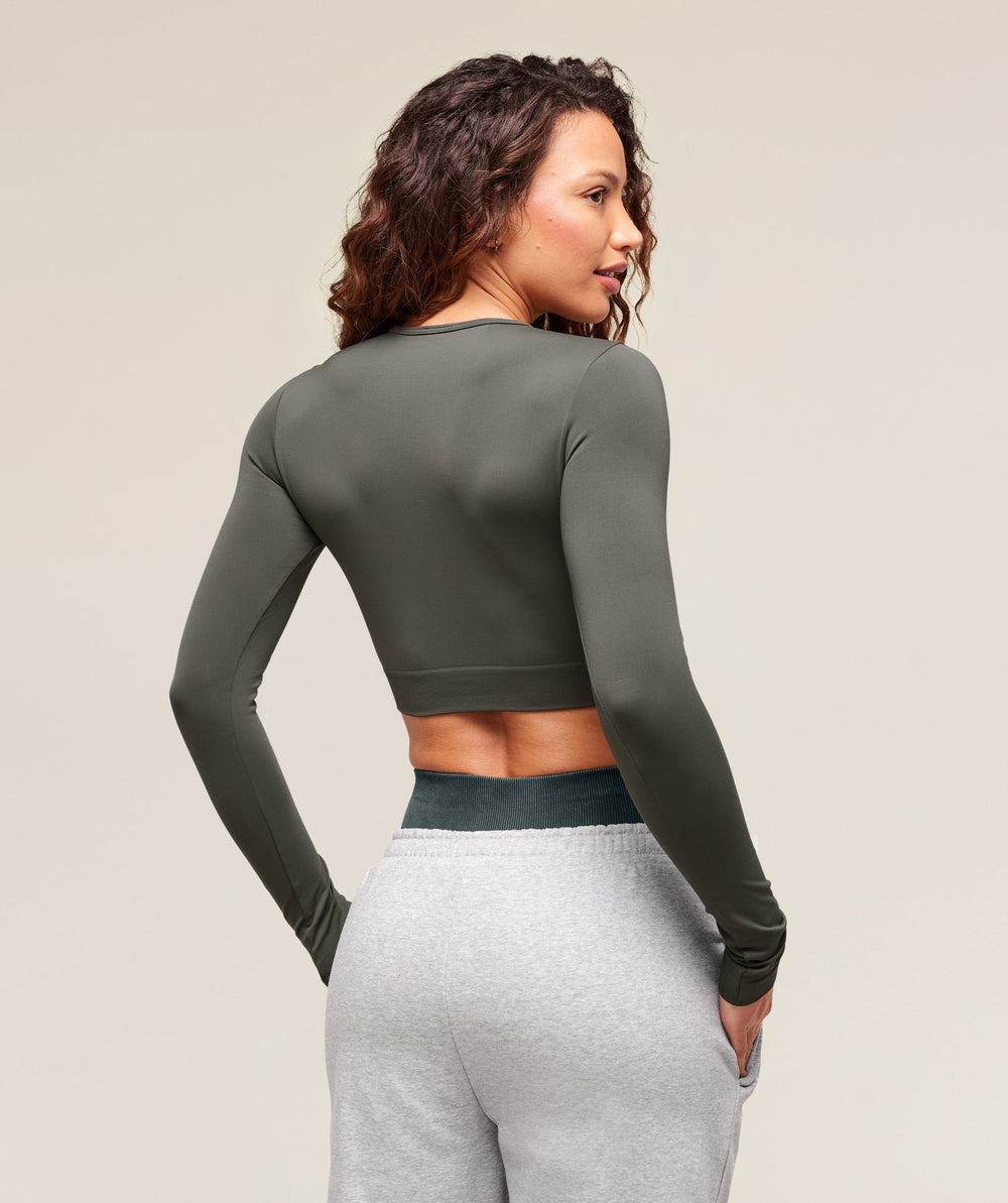 Everyday Seamless Long Sleeve Crop Top Strength Green