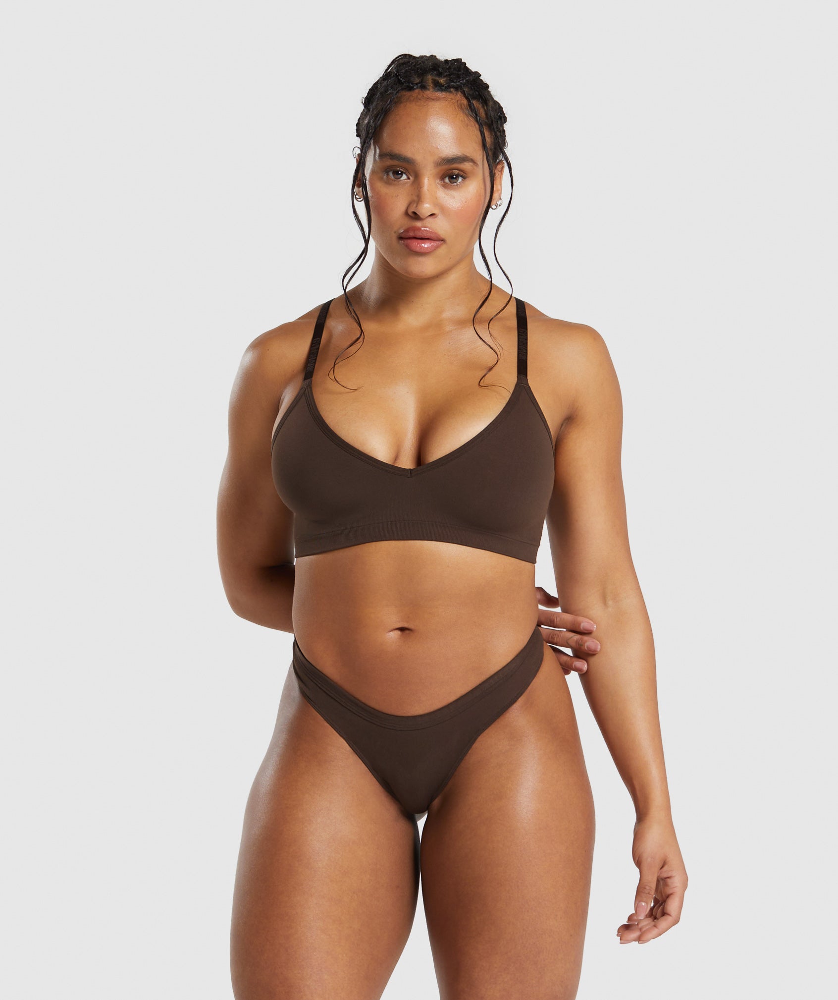 Seamless Dipped Front Thong Archive Brown