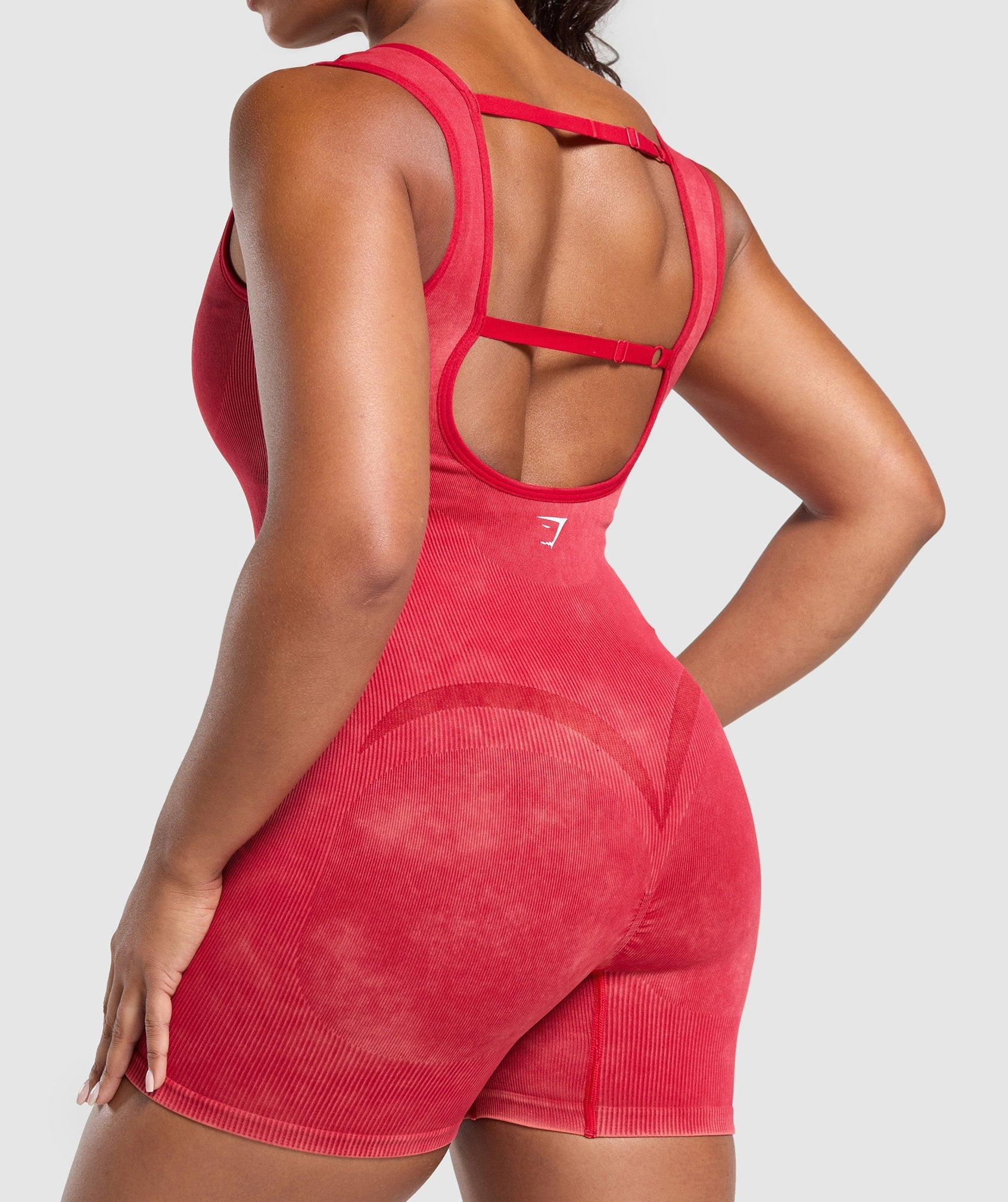 Gains Seamless All-In-One Carmine Red