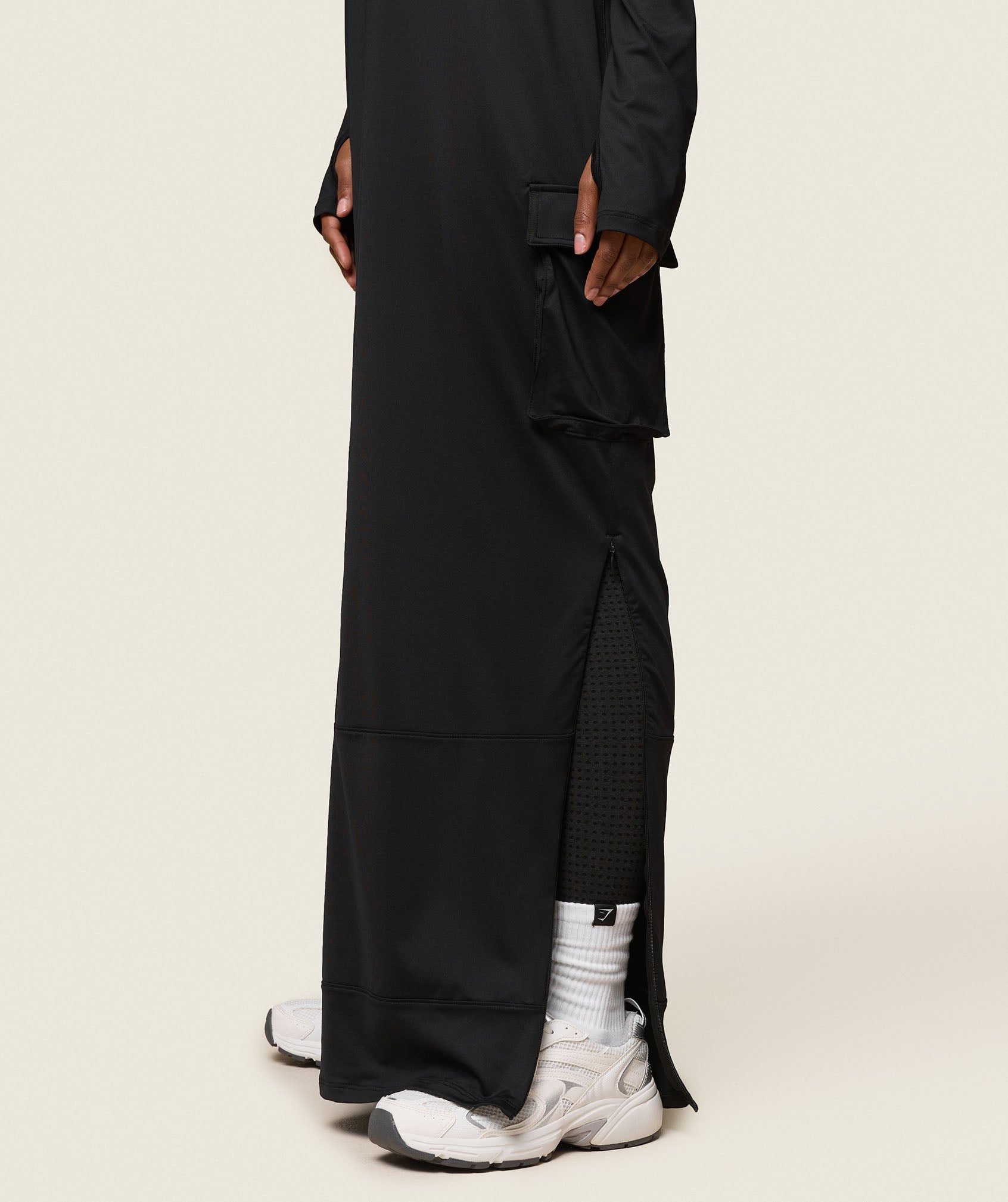 GS x Leana Deeb Abaya Black