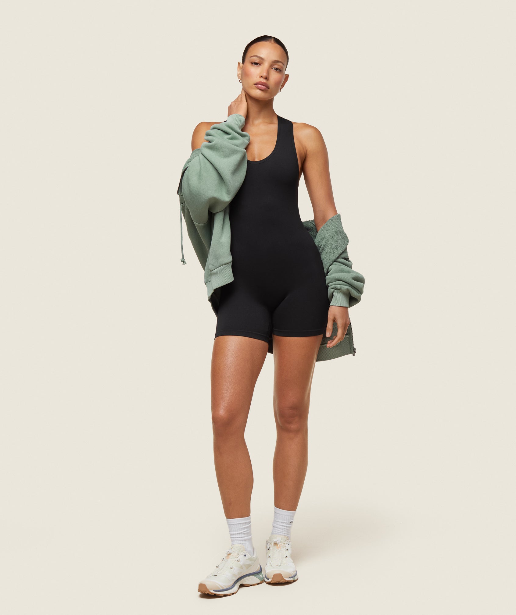 everywear Seamless All in One Black