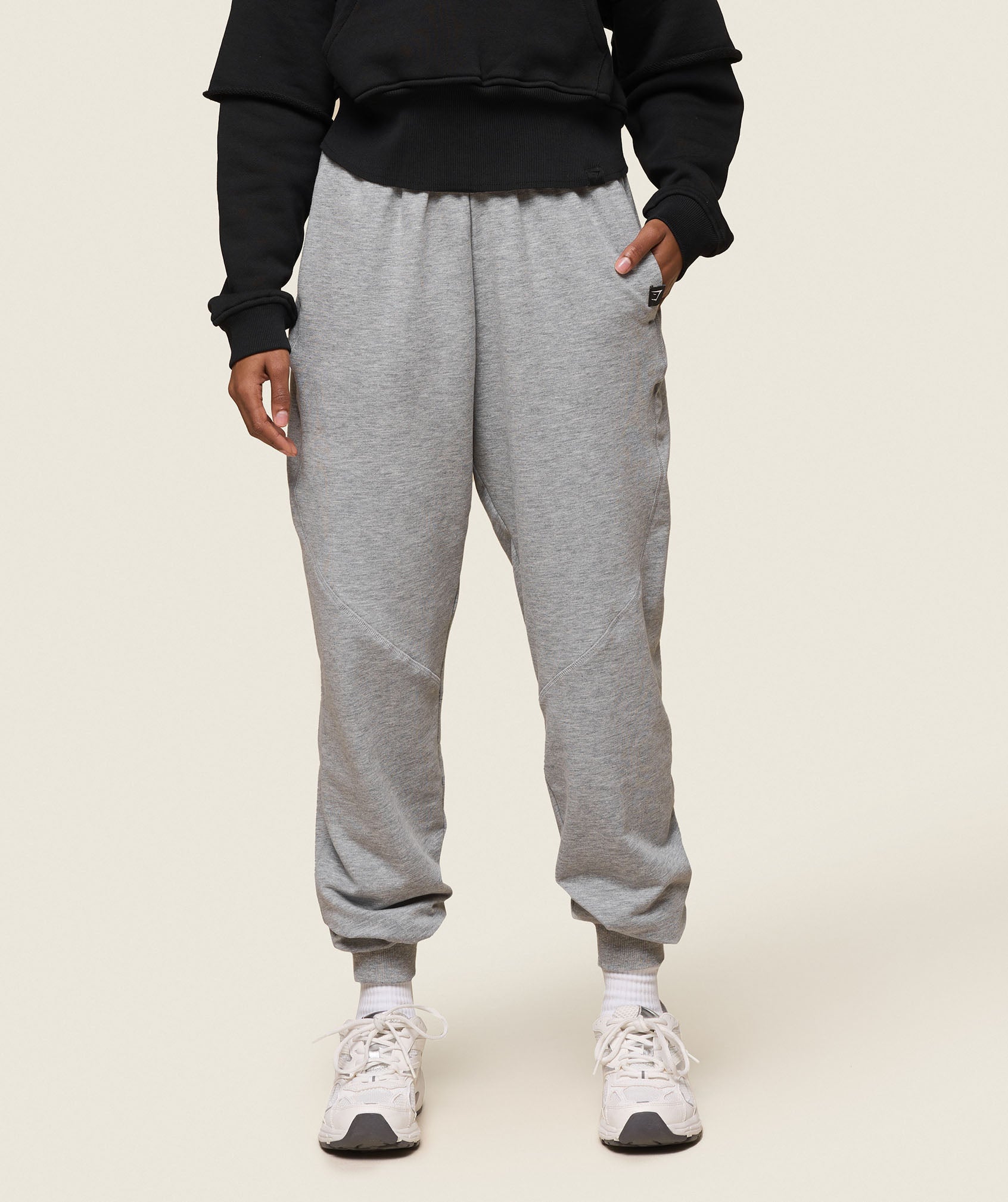 GS x Leana Deeb Training Joggers Light Grey Marl