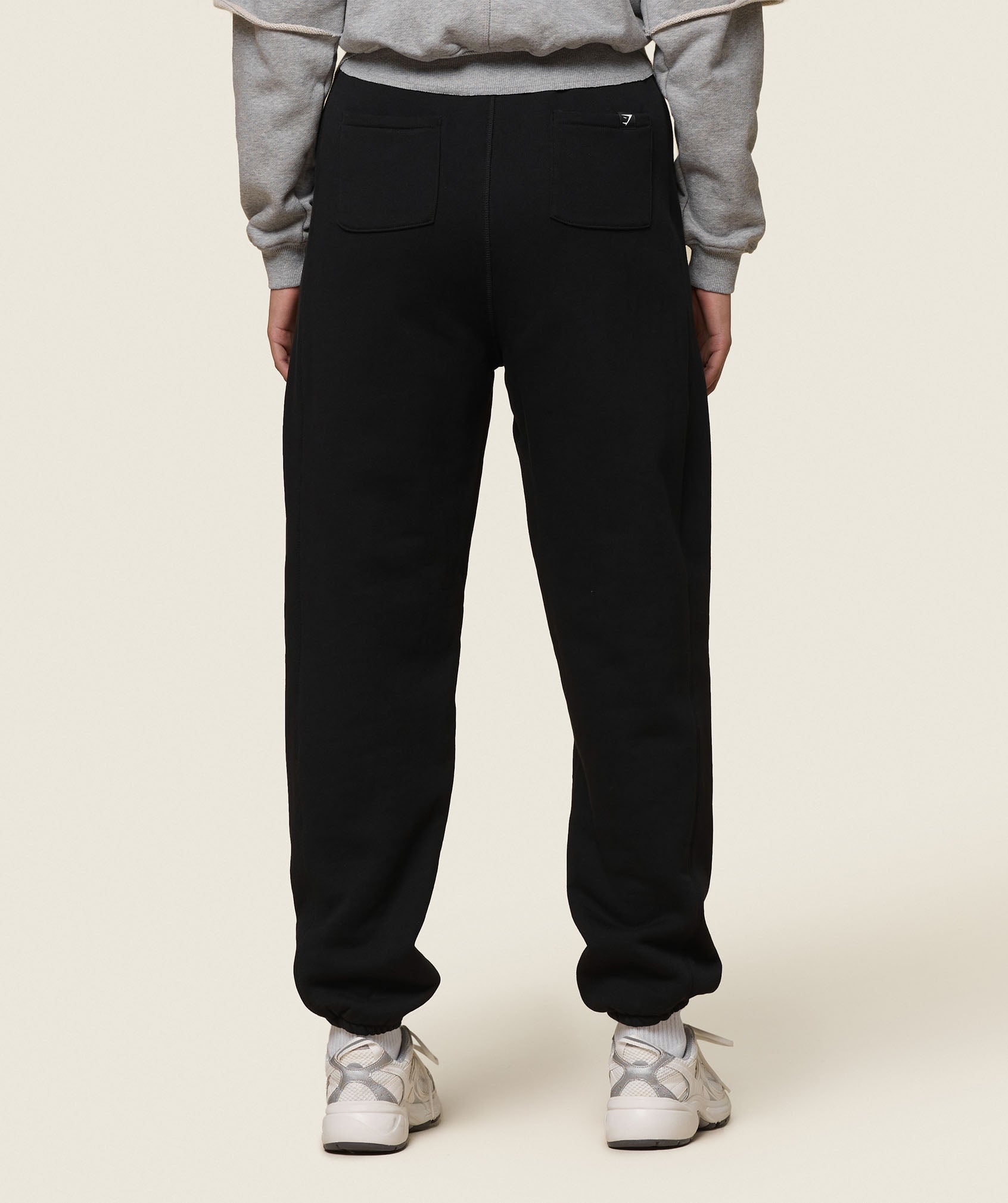 GS x Leana Deeb Oversized Joggers Black
