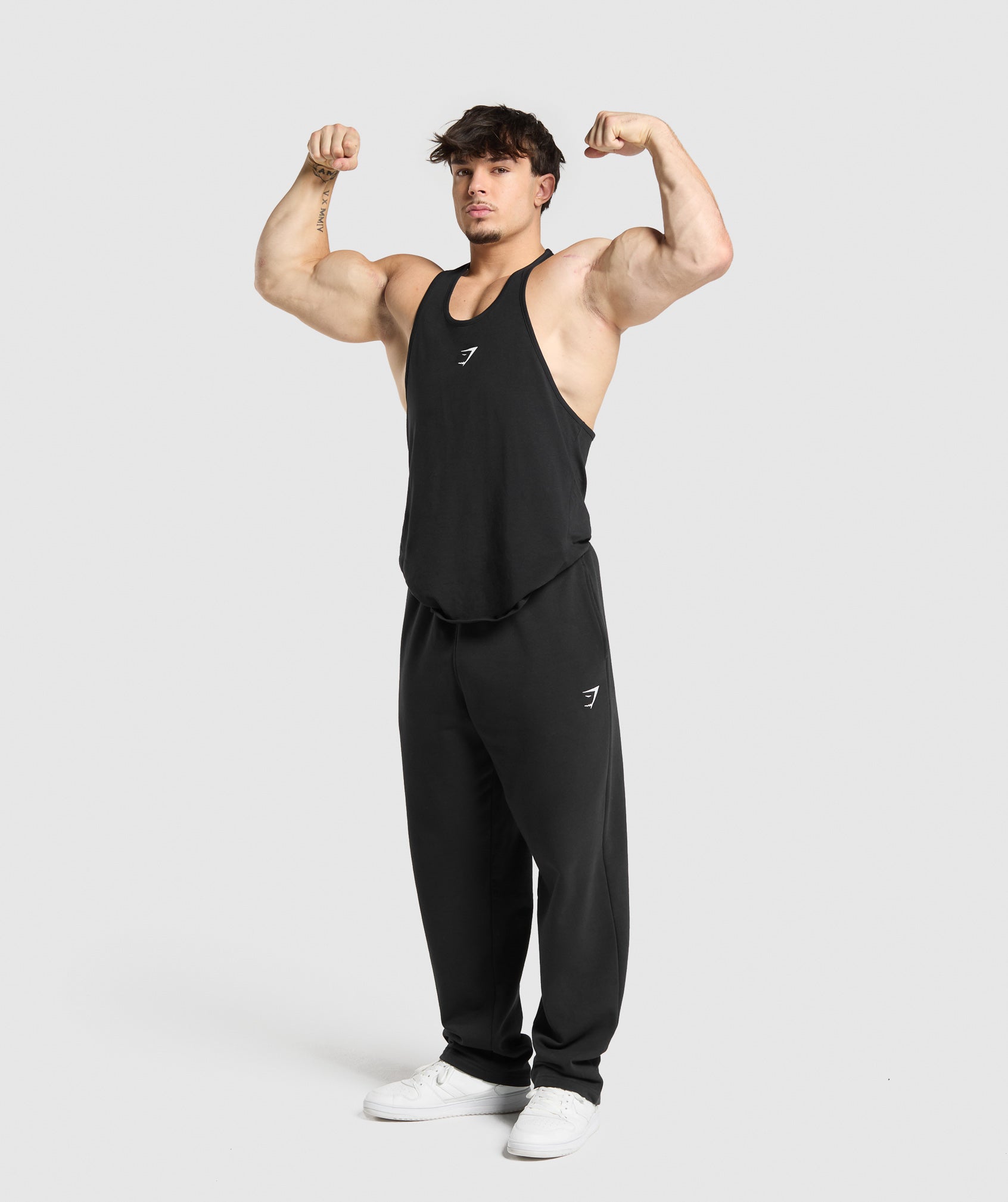 Critical Stringer Black