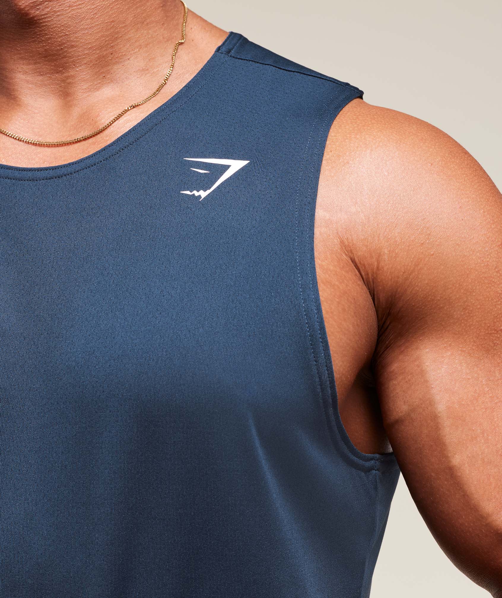 Arrival Tank Navy