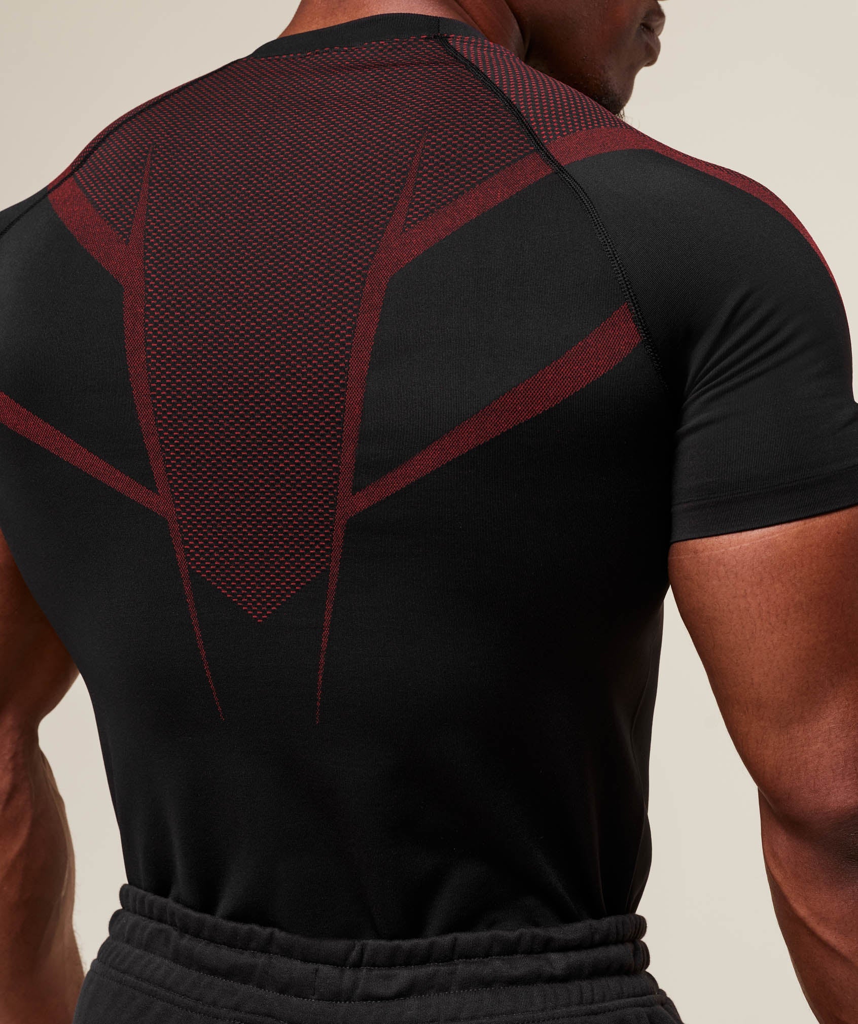 Onyx 5.0 Seamless T-Shirt Black/Carmine Red