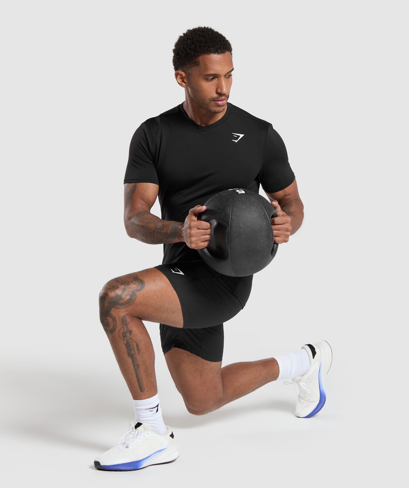 Arrival V-Neck T Shirt Black