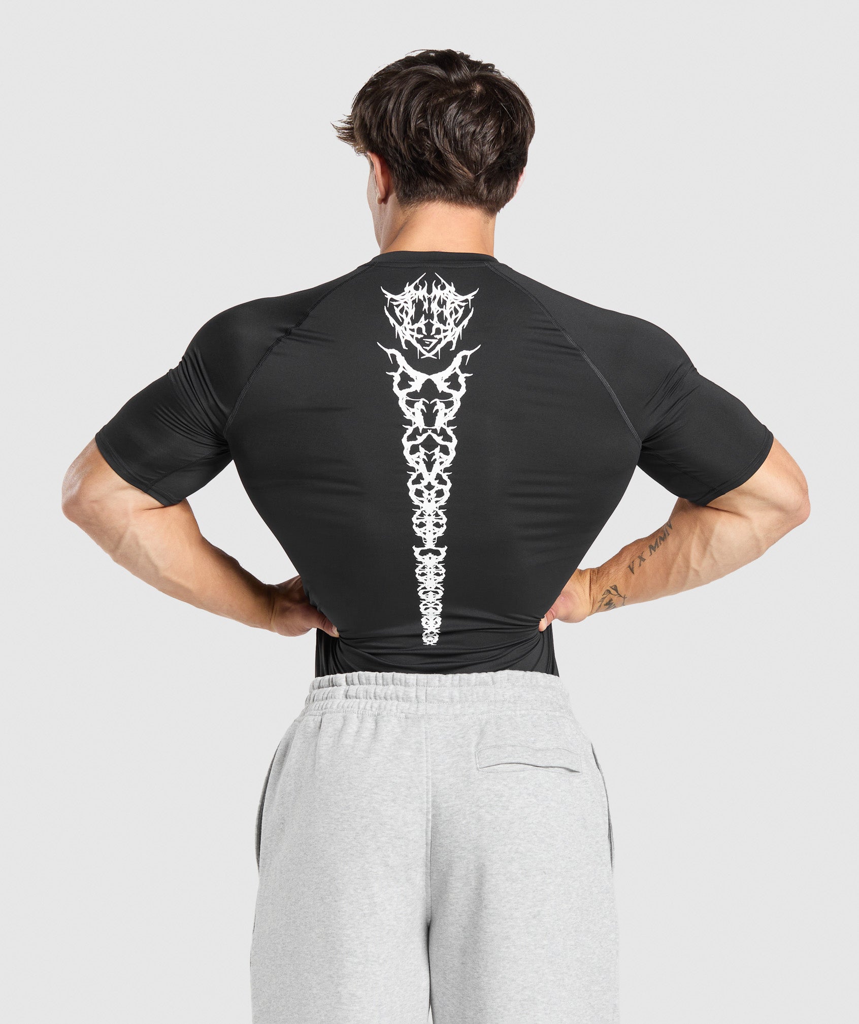 Carlos Belcast x Element Baselayer Black