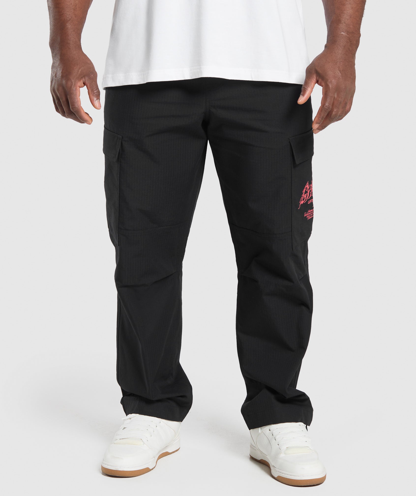 Metal Lifting Cargo Pants Black