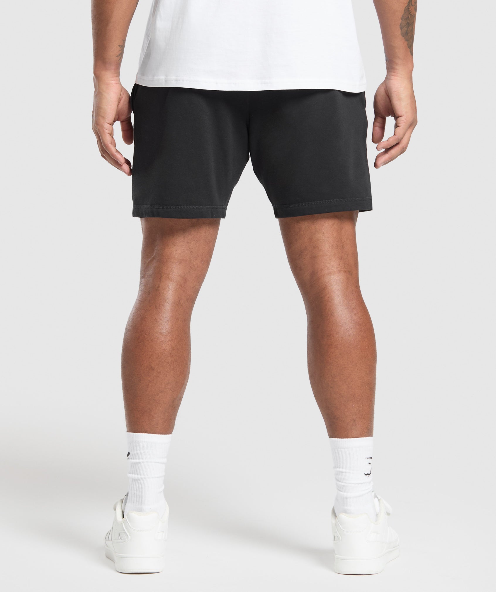 Crest Shorts Black