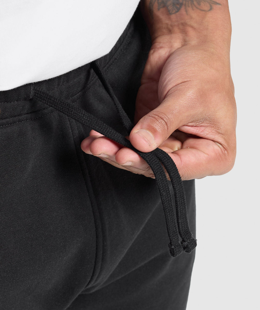 Crest Shorts Black