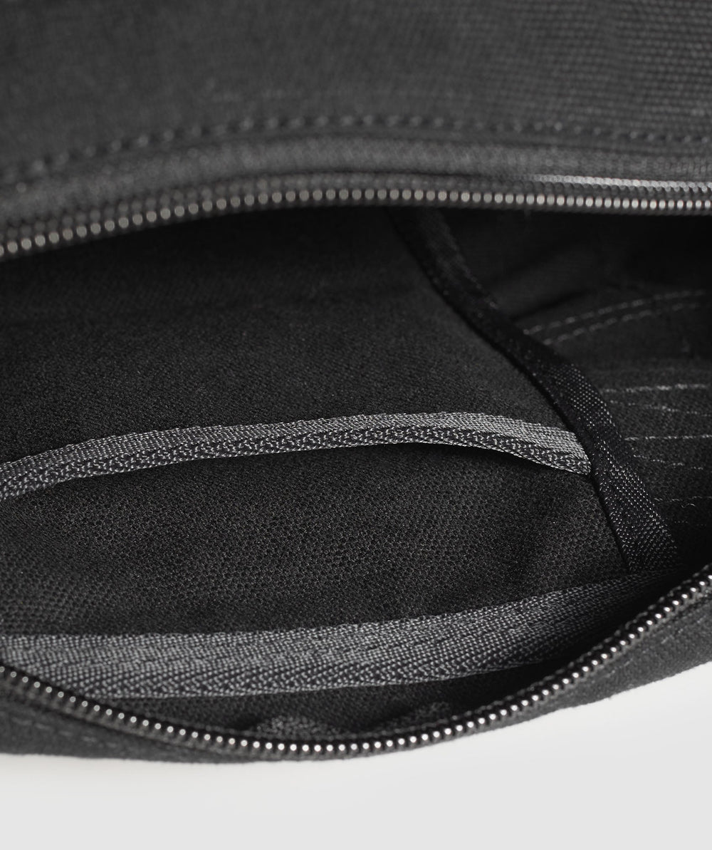 Power Small Holdall Black/Asphalt Grey