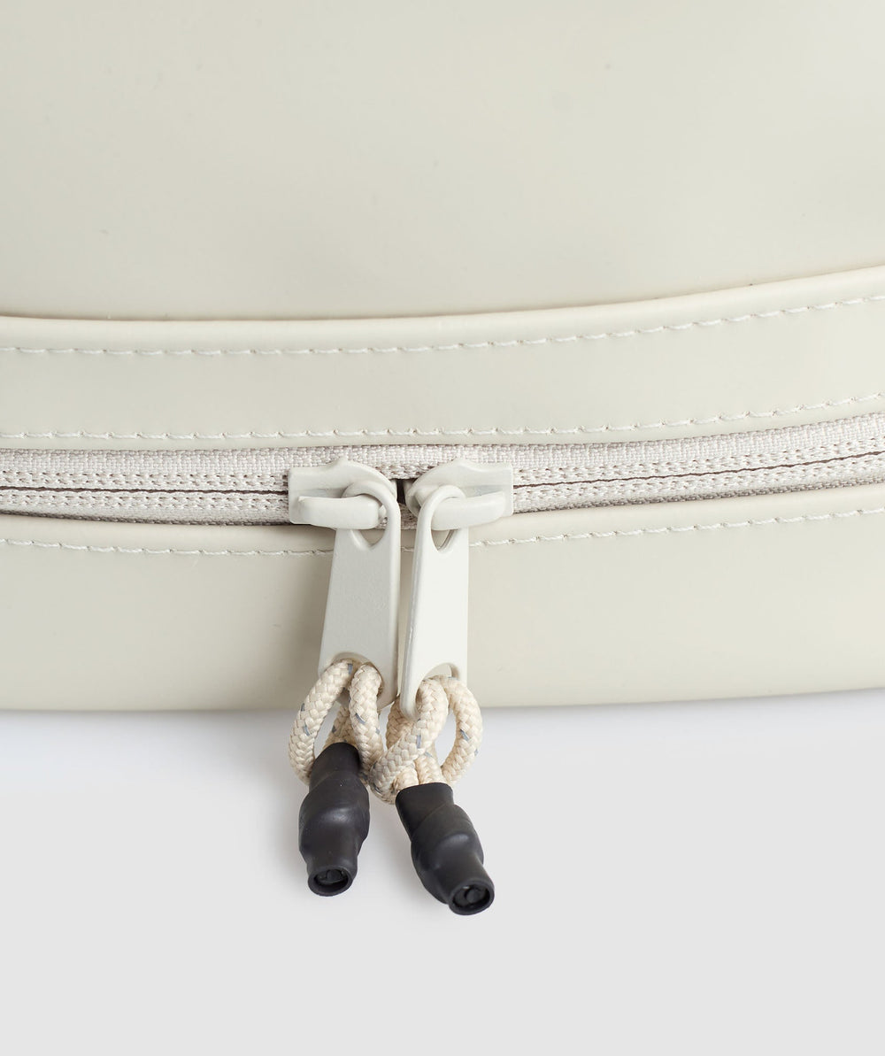 Sleek Backpack Pebble Grey
