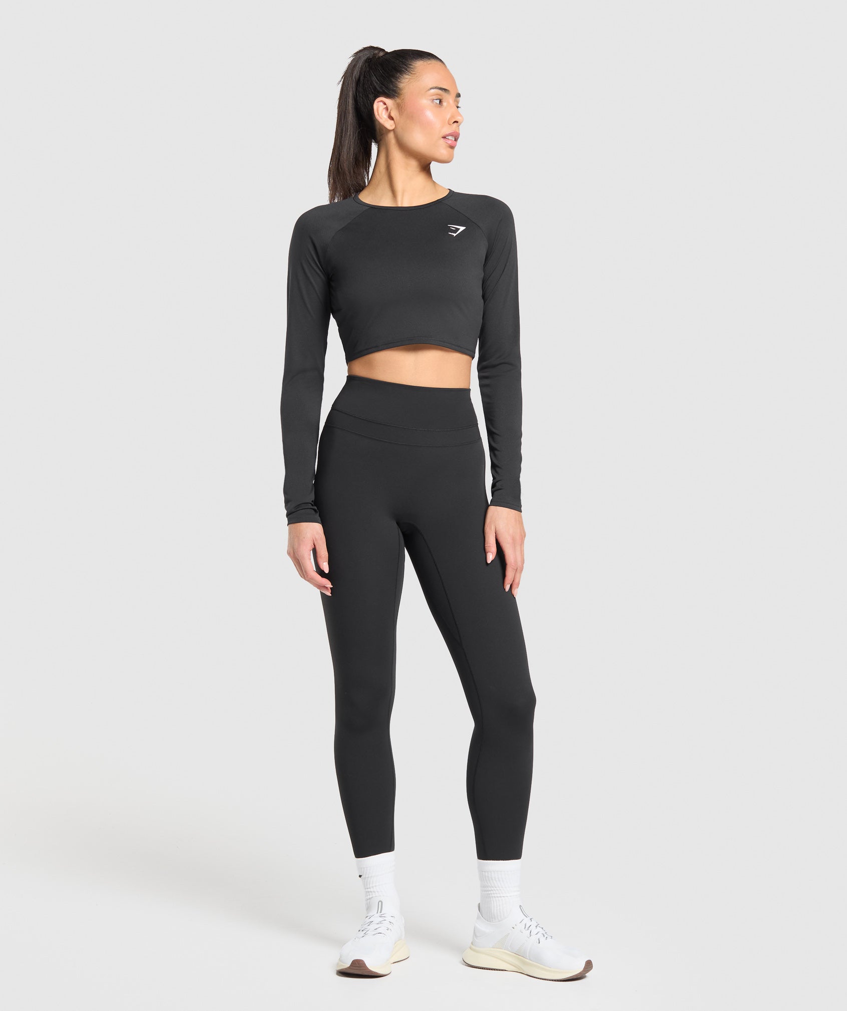 Training Long Sleeve Crop Top Black