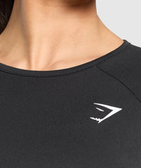 Training Long Sleeve Crop Top Black