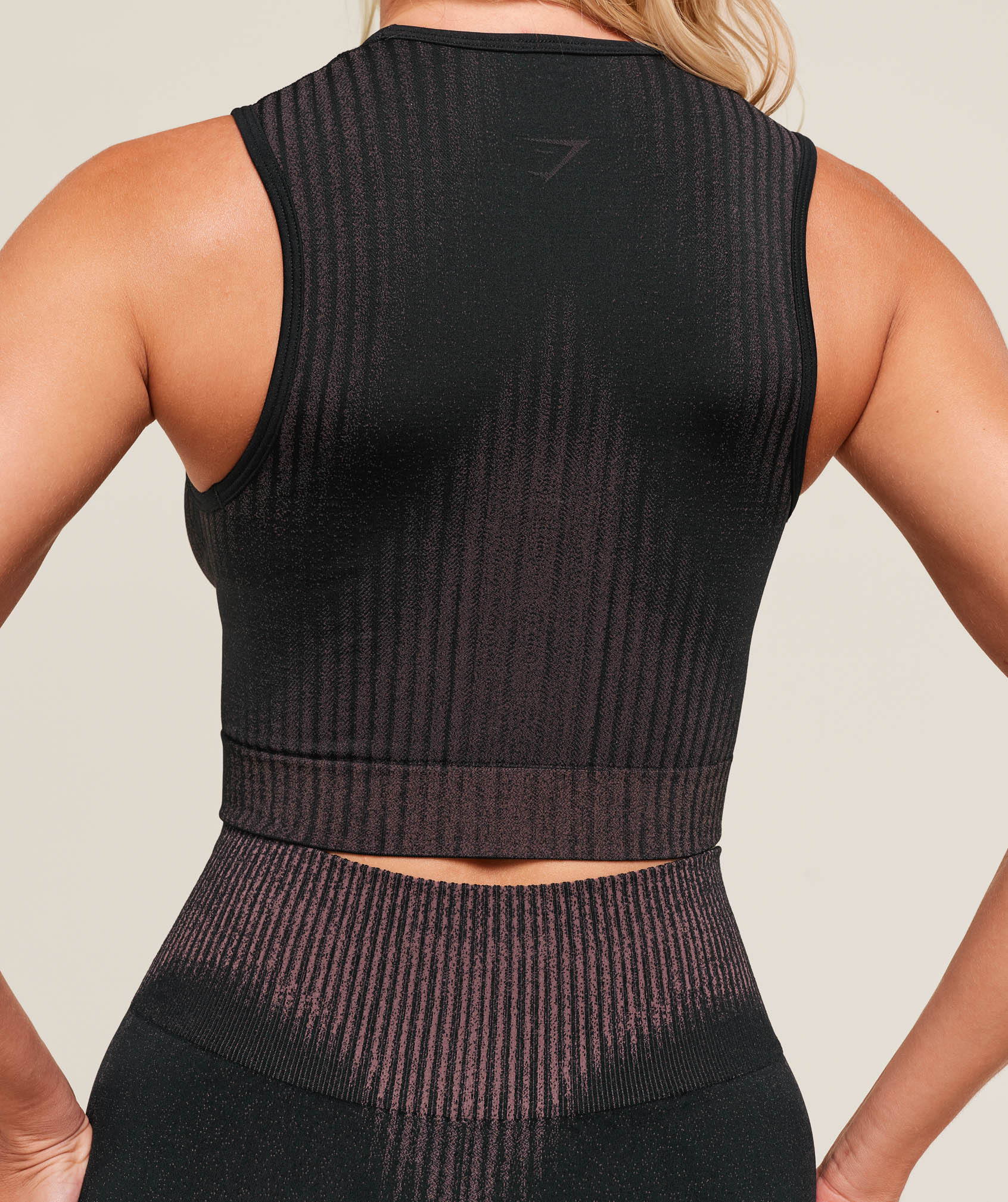 Diffuse Seamless Cropped Tank Black/Calm Pink