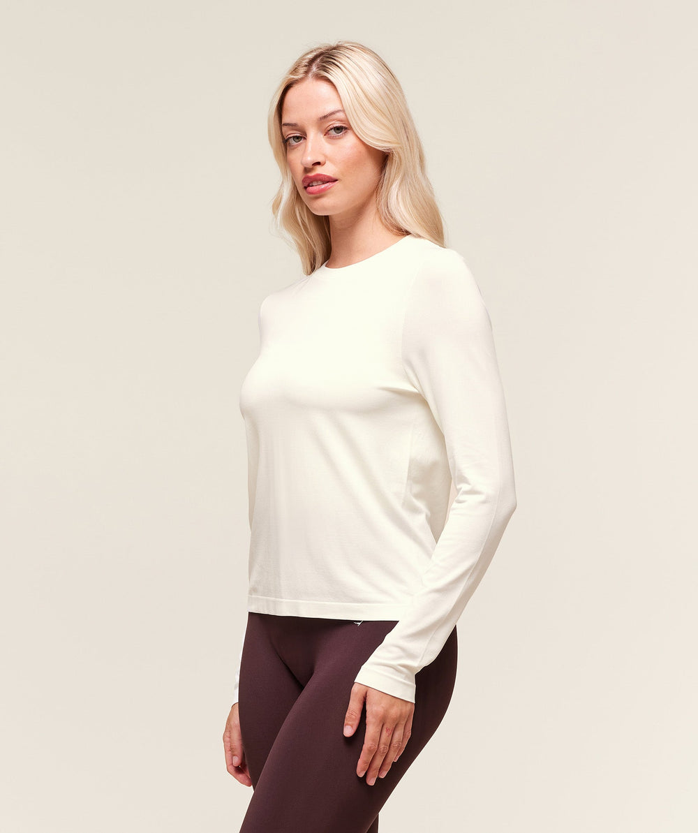 Everyday Seamless Long Sleeve Top Soft White