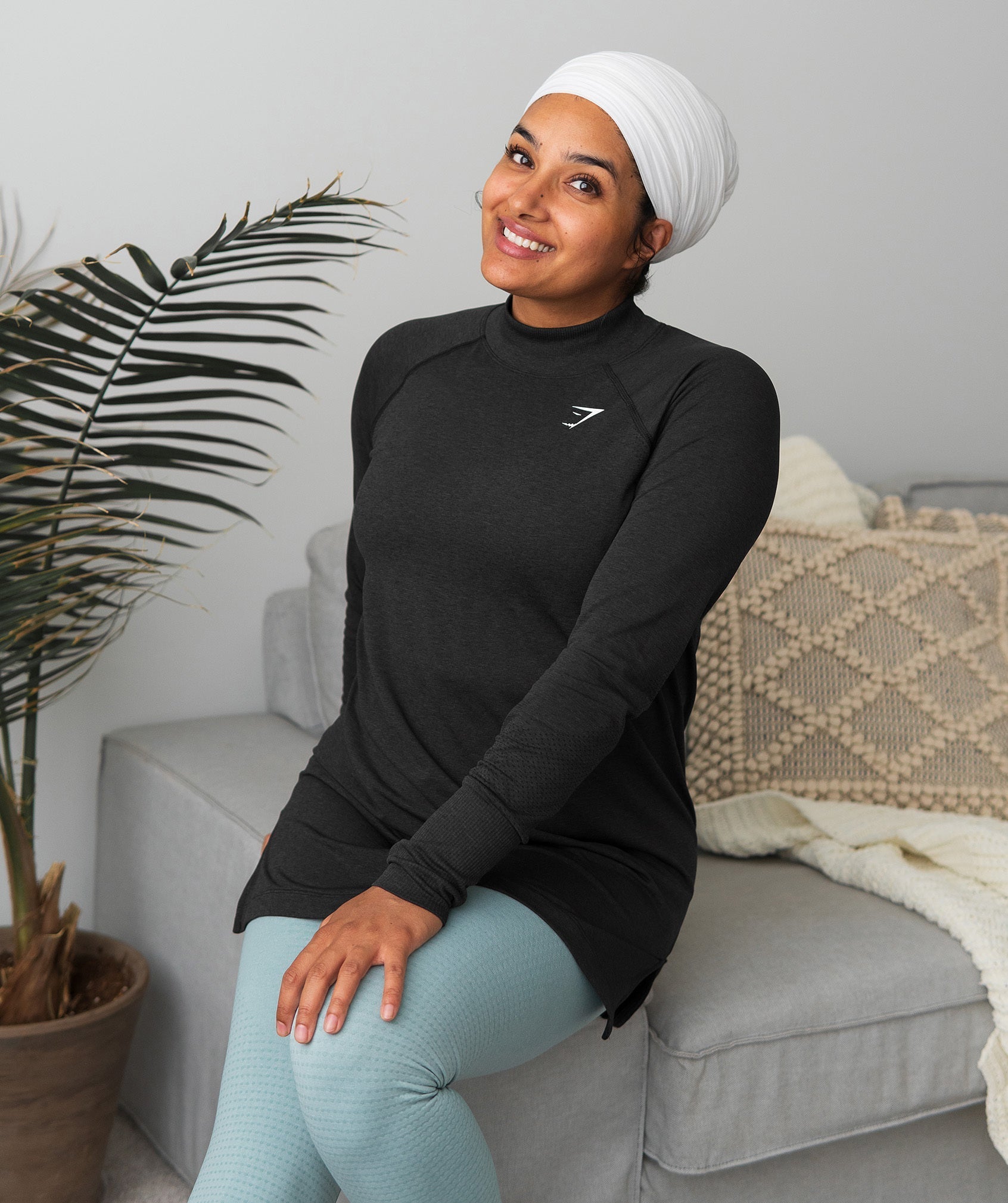 Vital Long Line Top Black Marl
