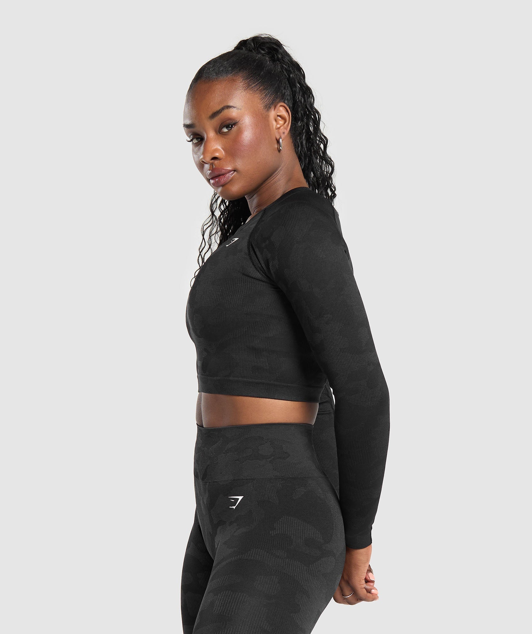 Adapt Camo Long Sleeve Crop Top Black/Asphalt Grey