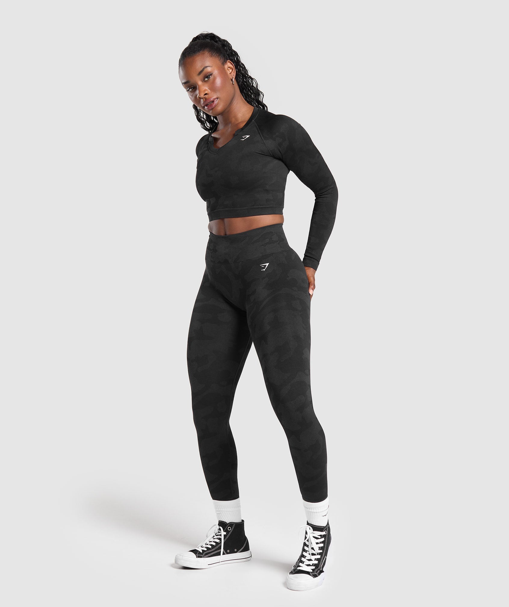 Adapt Camo Long Sleeve Crop Top Black/Asphalt Grey