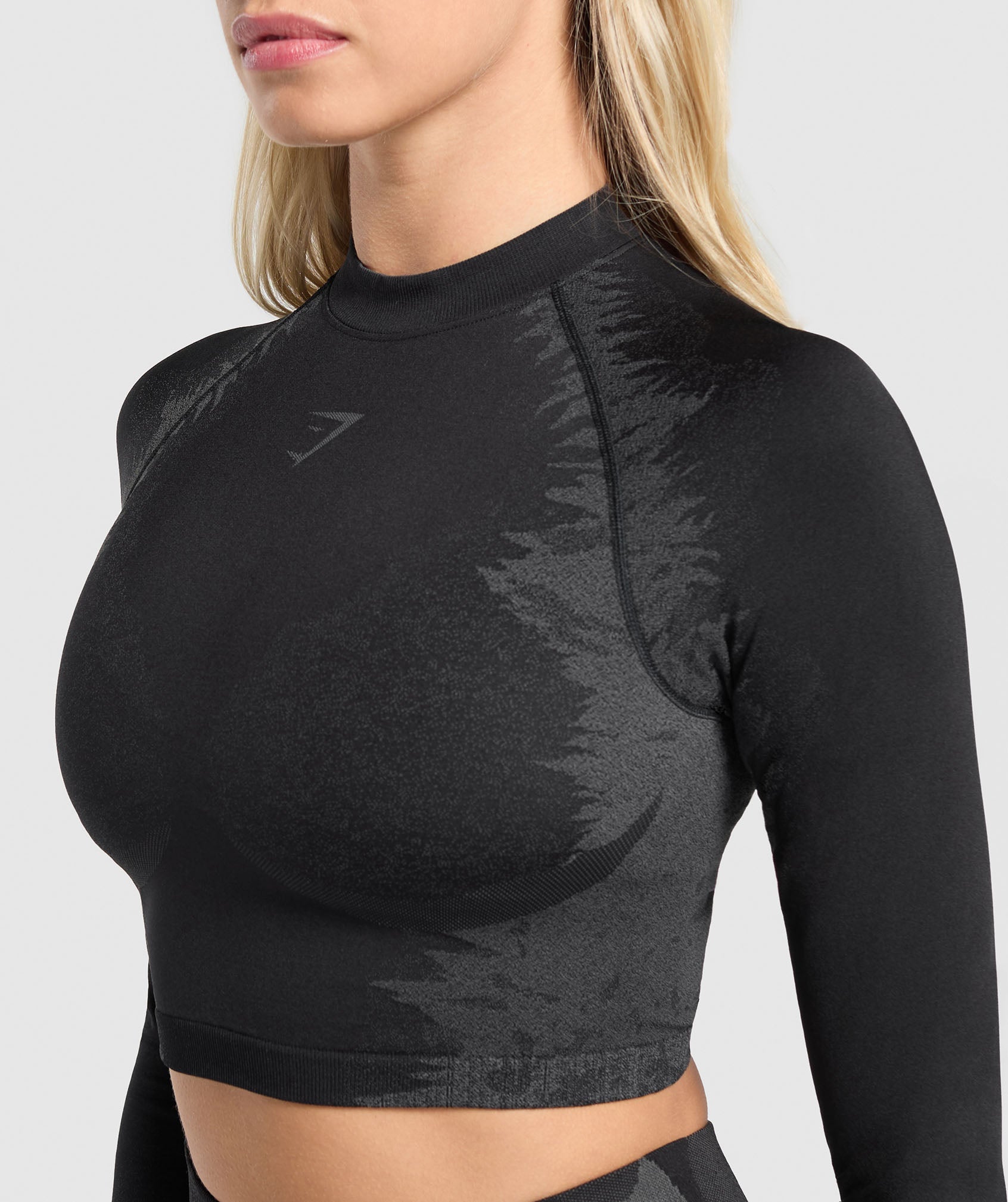Caged Seamless Long Sleeve Crop Top Black/Graphite Grey