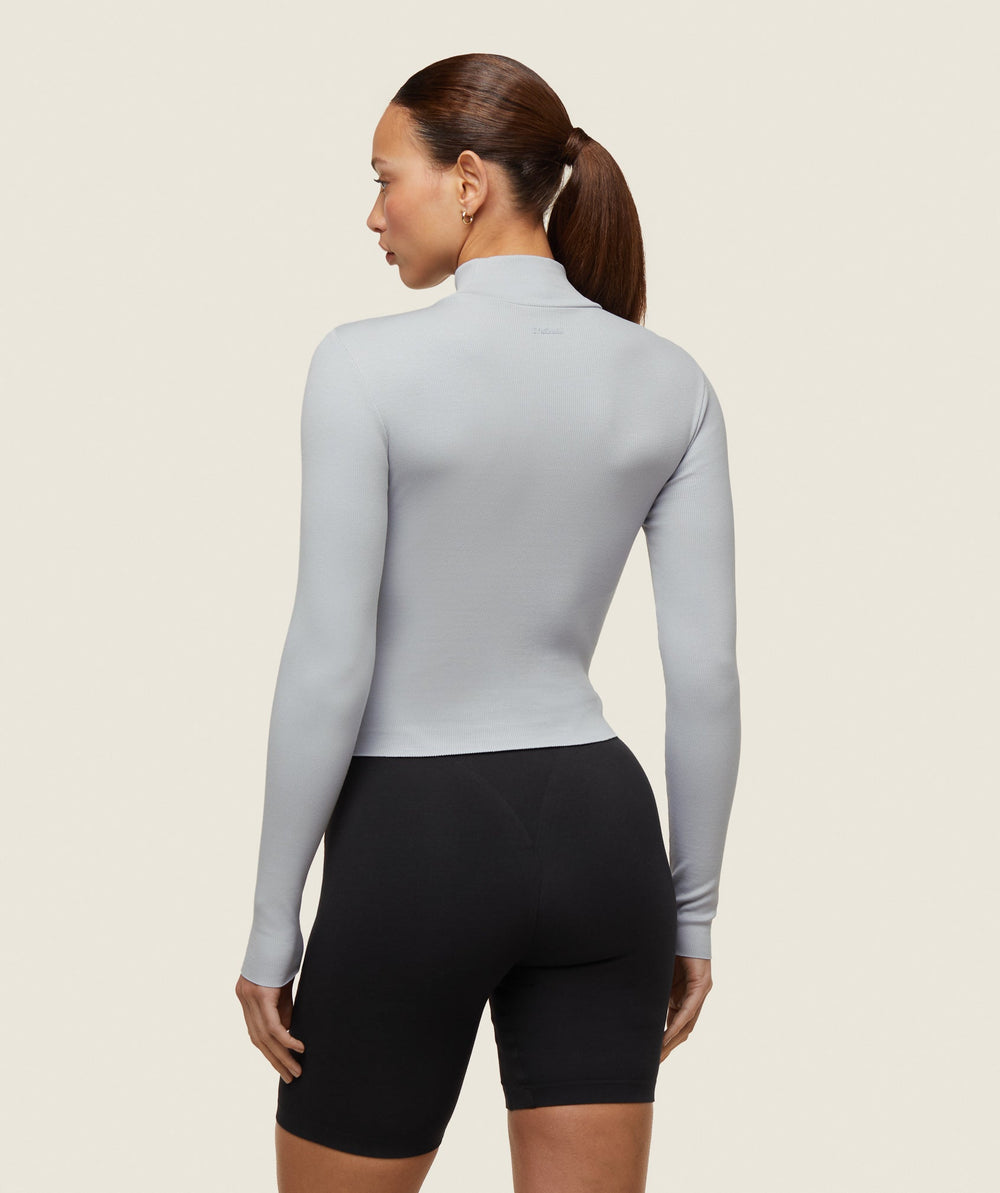 everywear Long Sleeve Ribbed Turtle Neck Ice Grey