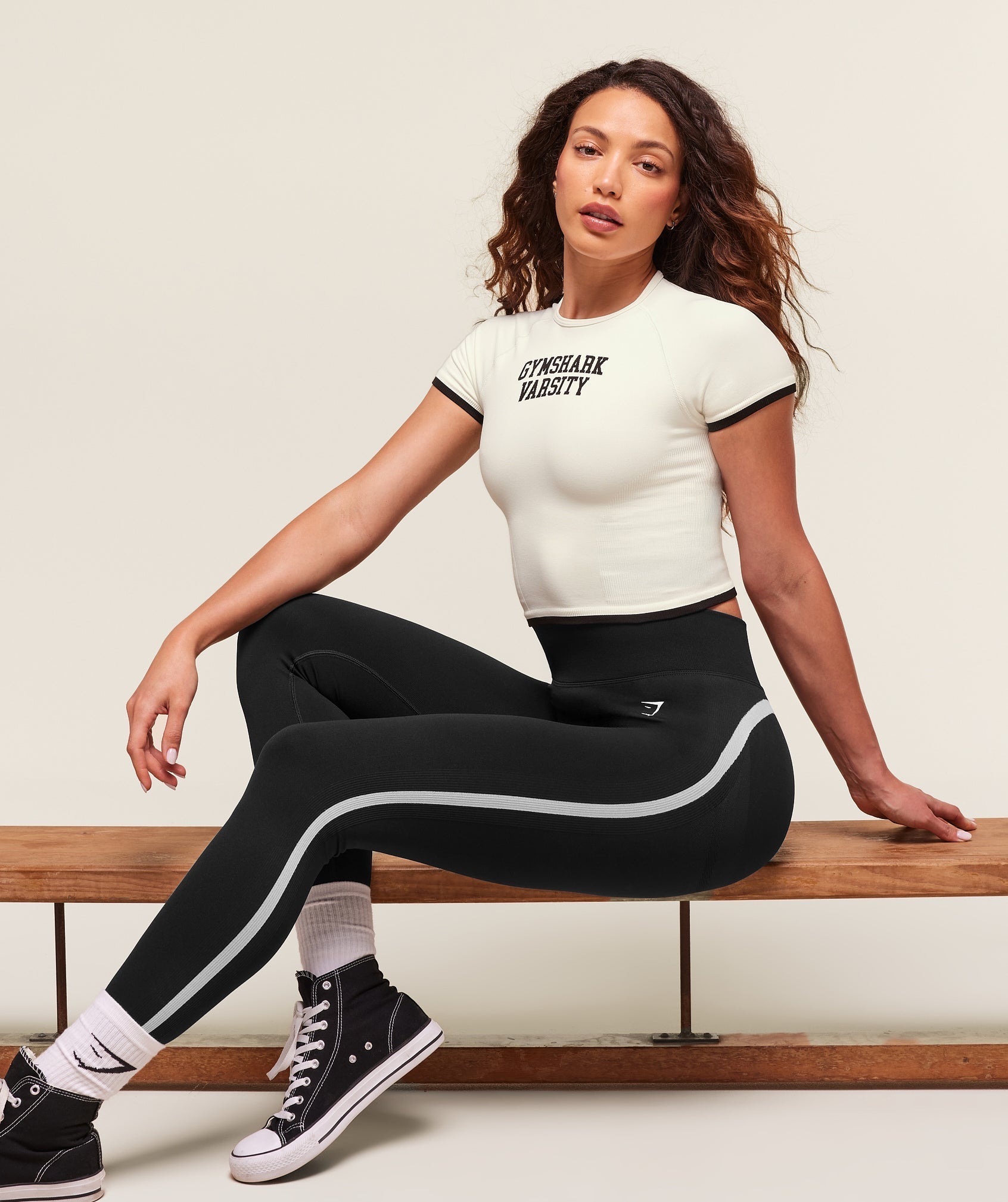 Lift Varsity Seamless Midi T-Shirt Soft White