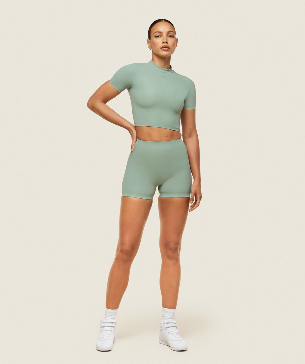 everywear Cropped Active Tee Dollar Green