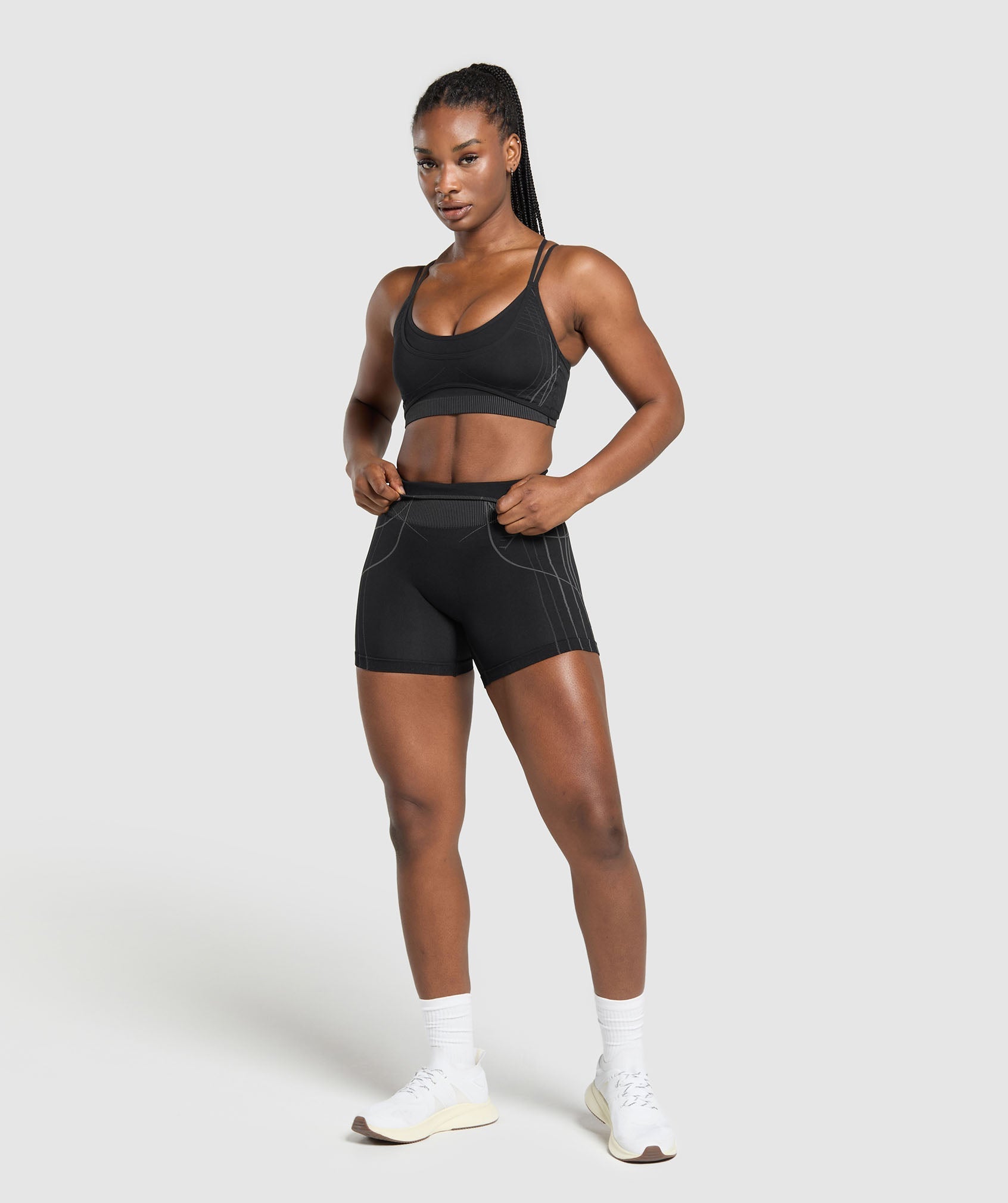 Apex Seamless Strappy Sports Bra Black/Graphite Grey