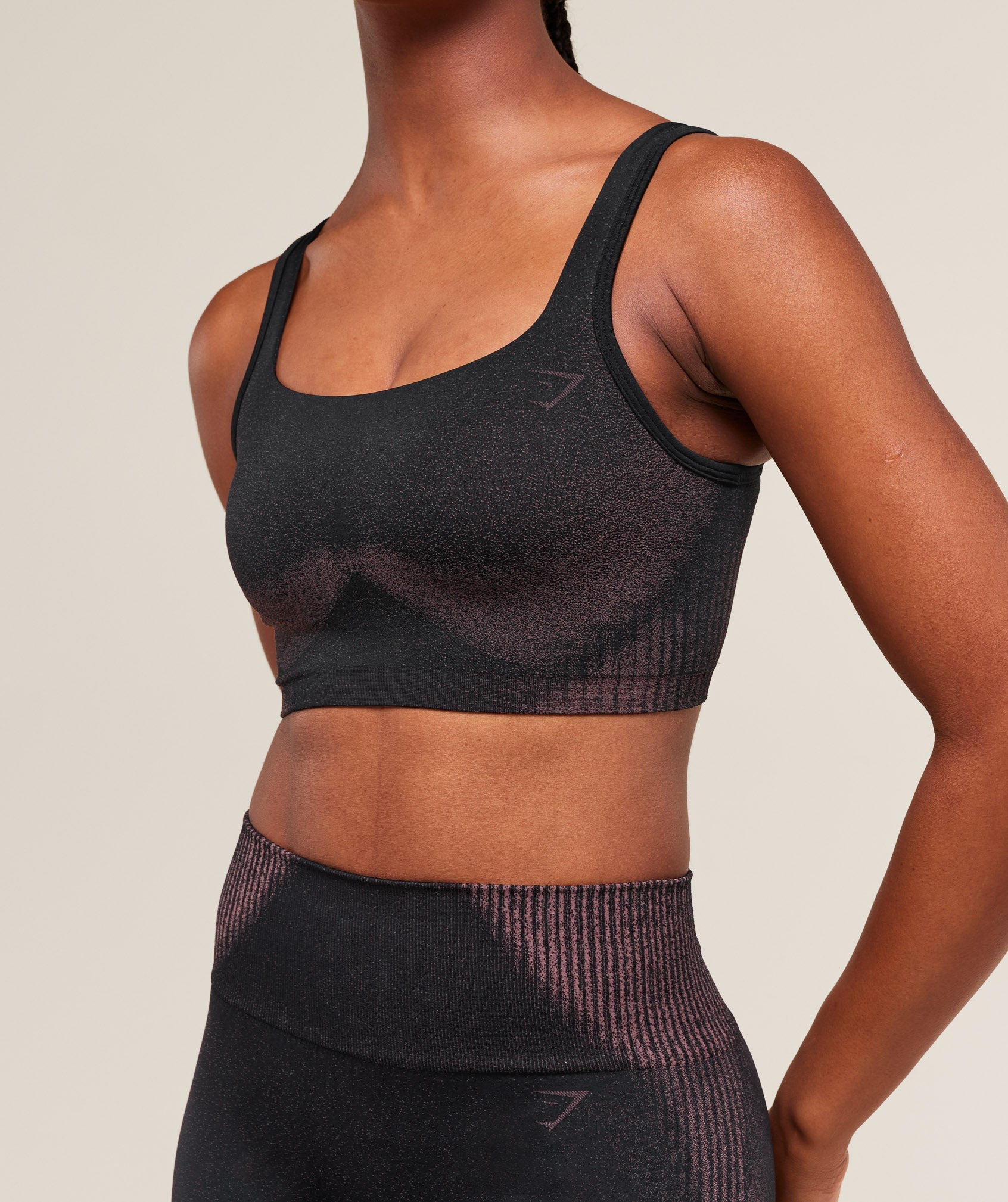 Diffuse Seamless Sports Bra Black/Calm Pink