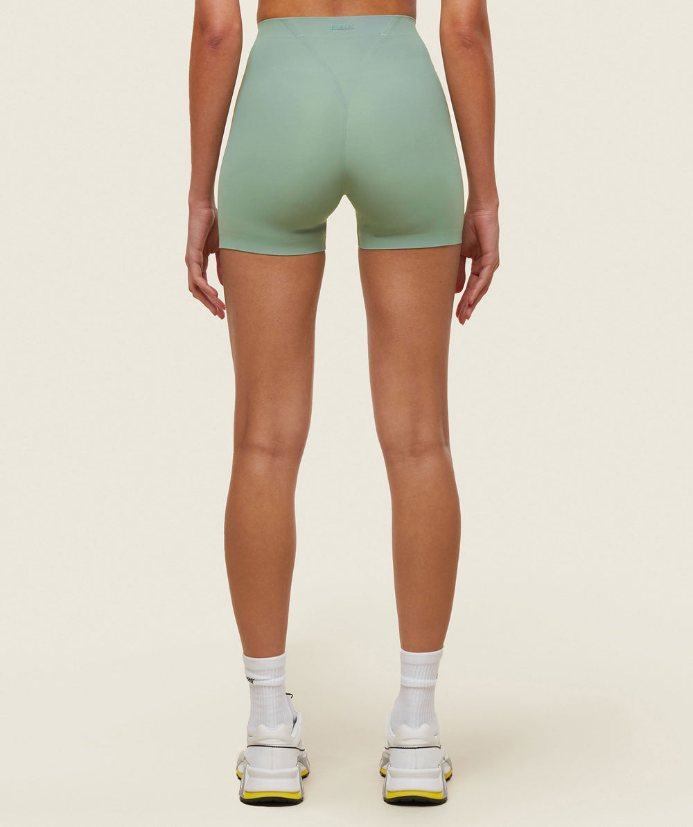 everywear Active Cycling Shorts Dollar Green