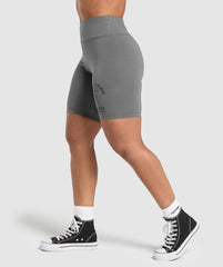 Strong Women Shorts Brushed Grey