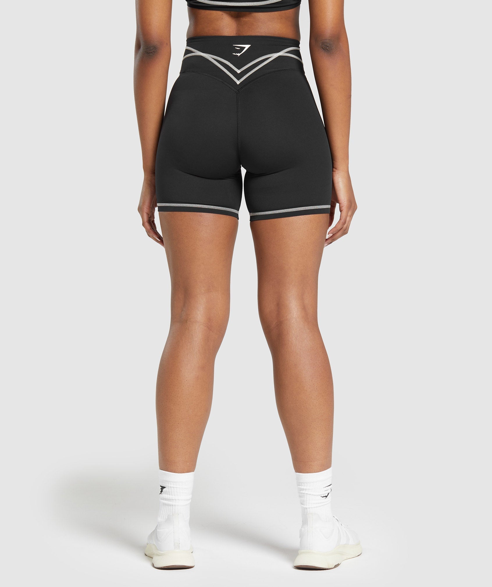 Stitch Feature Shorts Black