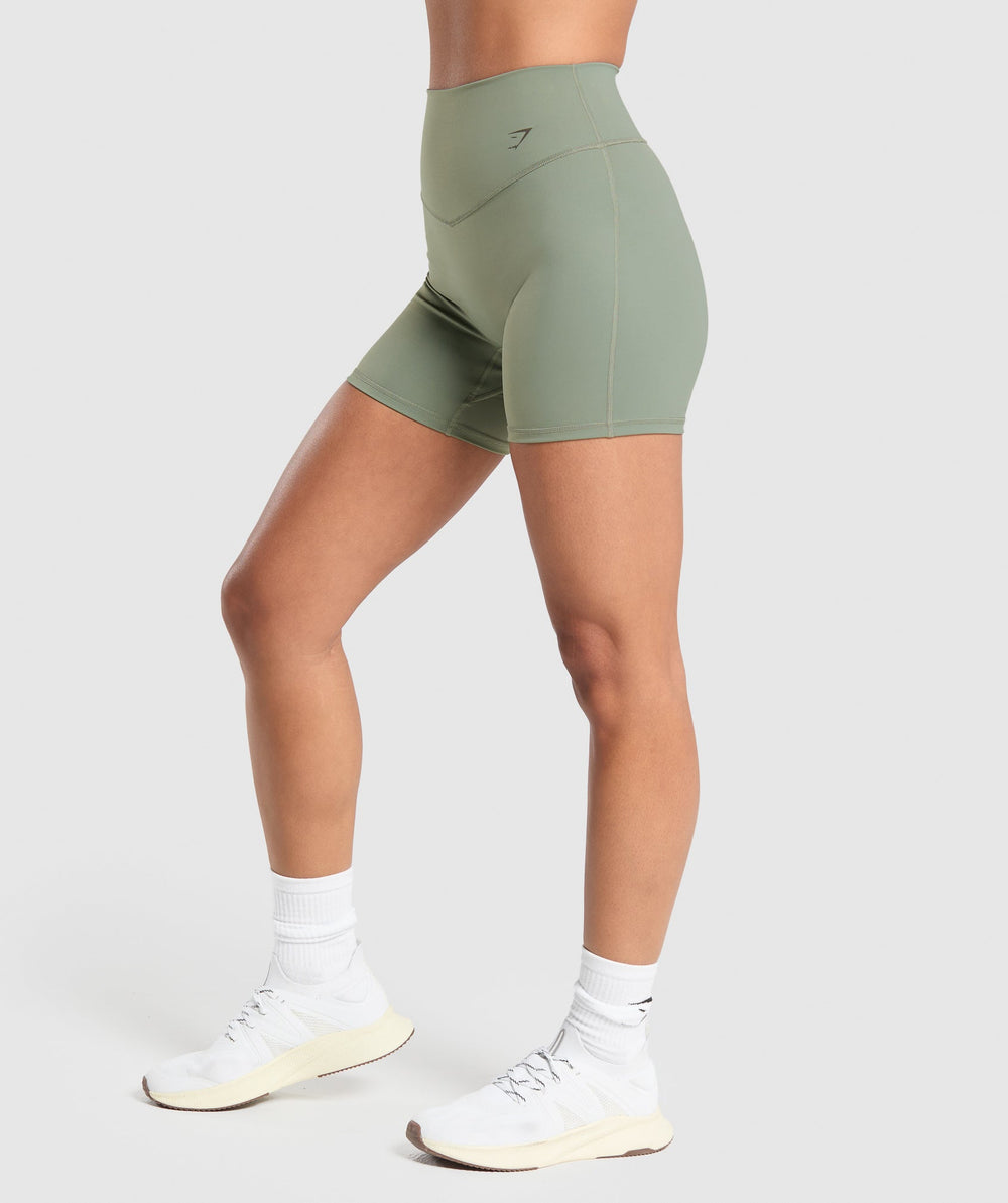 Elevate Shorts Unit Green
