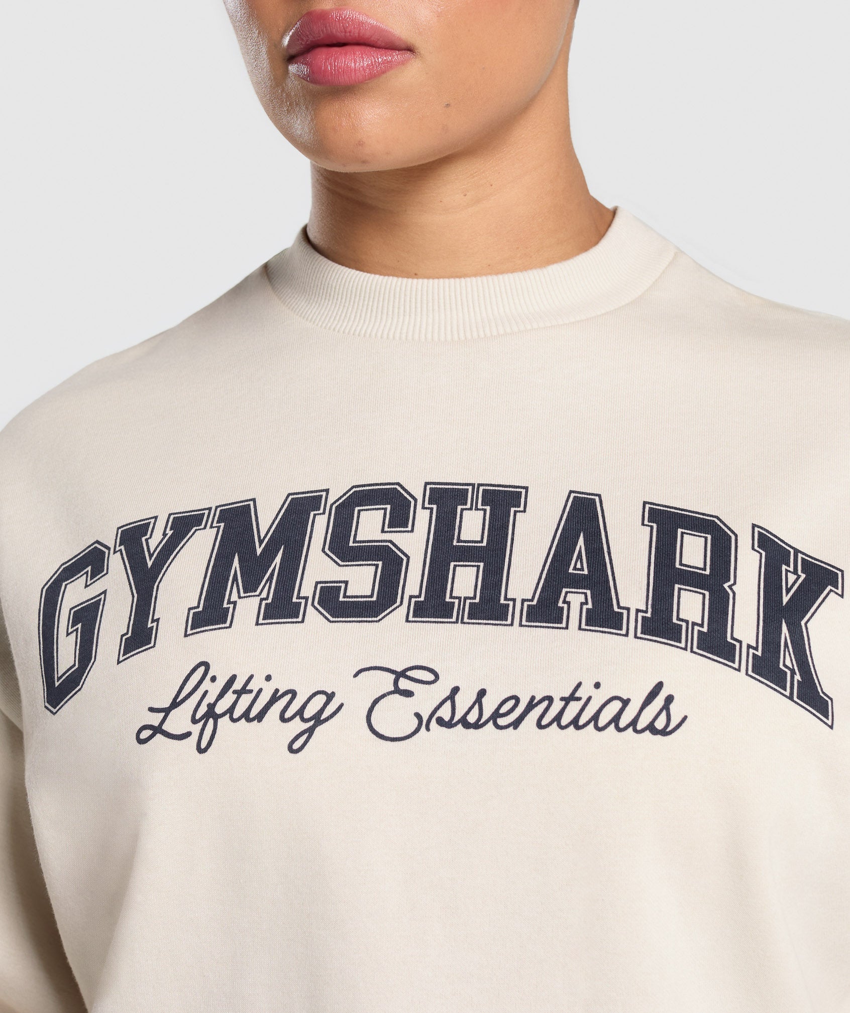 Lifting Essentials Graphic Brushed Oversized Sweatshirt Oat White